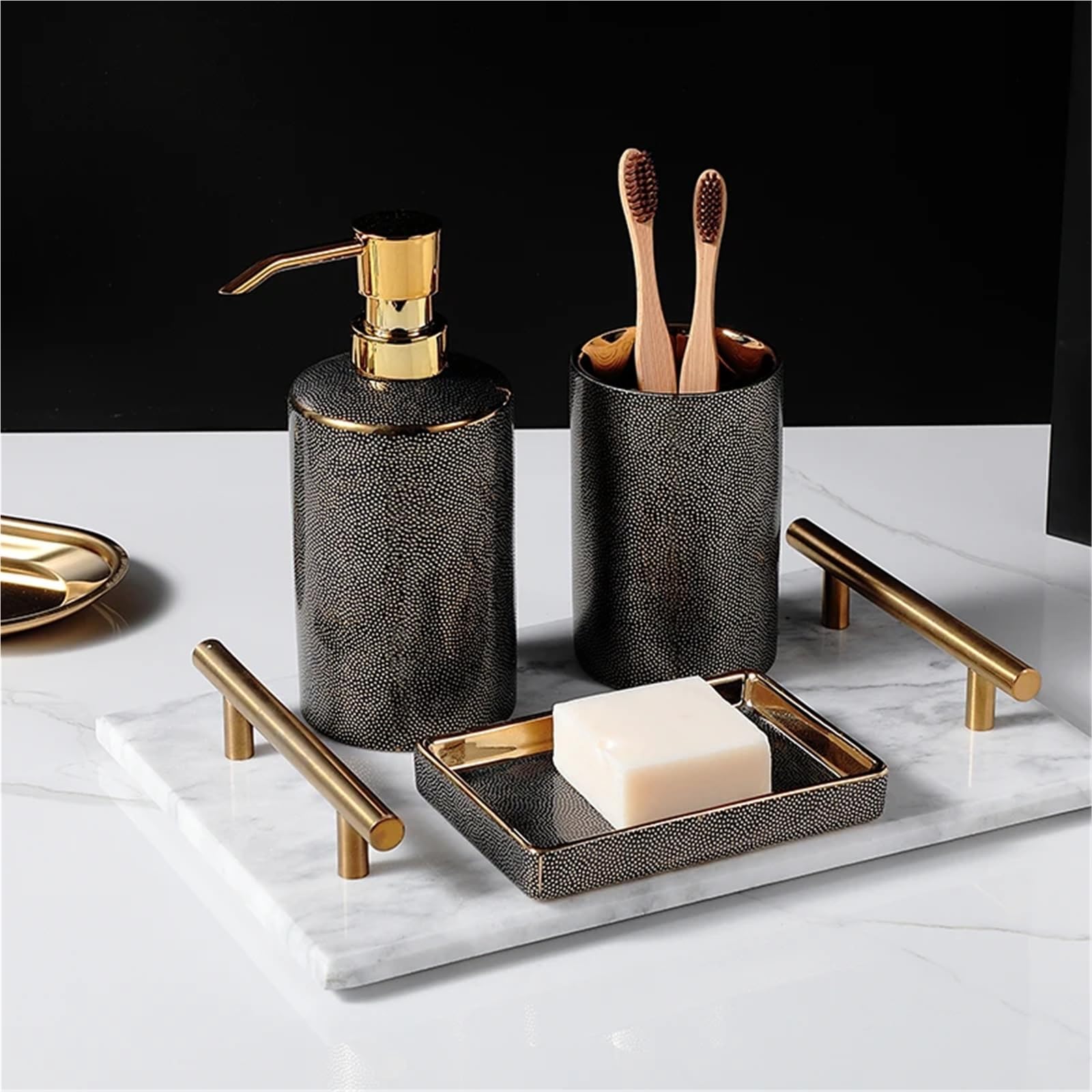 Juego de dispensador de jabón de baño de cerámica, dispensador de jabón líquido, botella de loción, soporte para cepillo de dientes, accesorios de baño dorados para decoración funcional y elegante