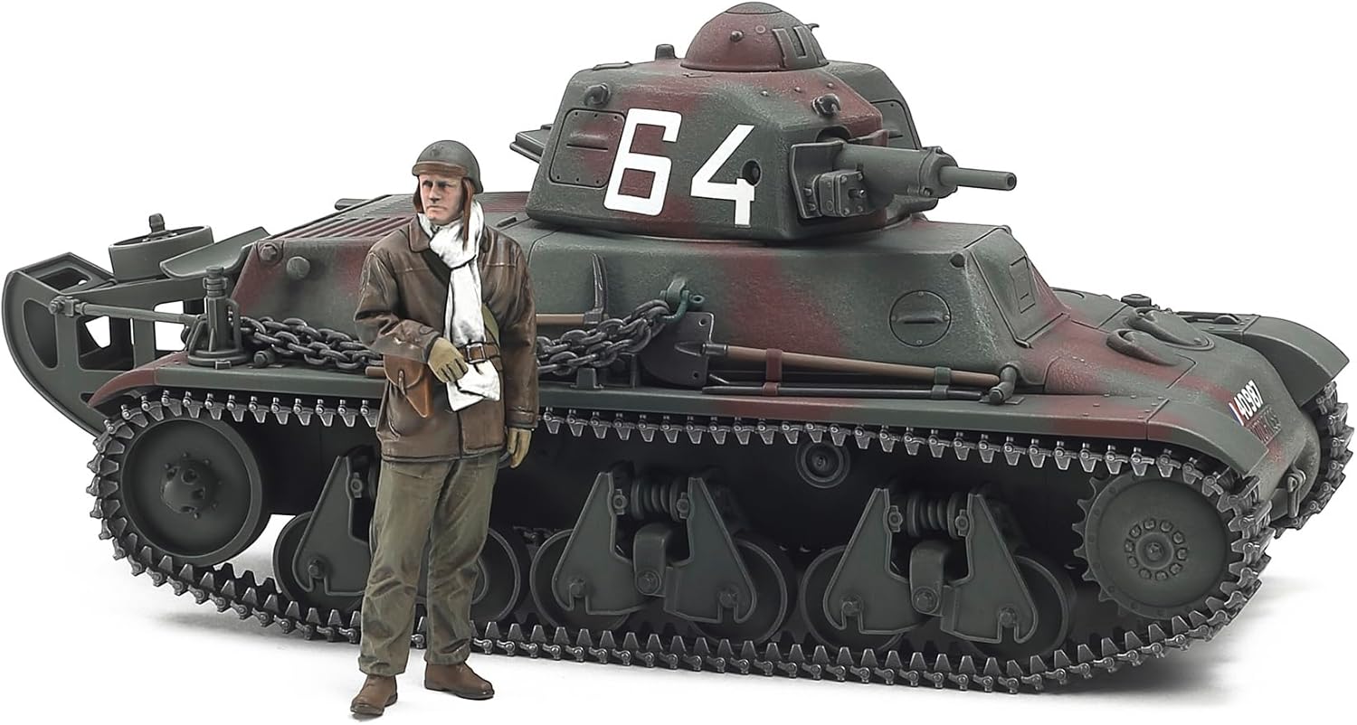 Tamiya 35389 1:35 French Lt. Panzer H39 (1) Model Building, Plastic Kit, Hobby, Crafts, Tank Kit, Military Kit, Tank 1:35, Stand Model Building, Moulded Colour