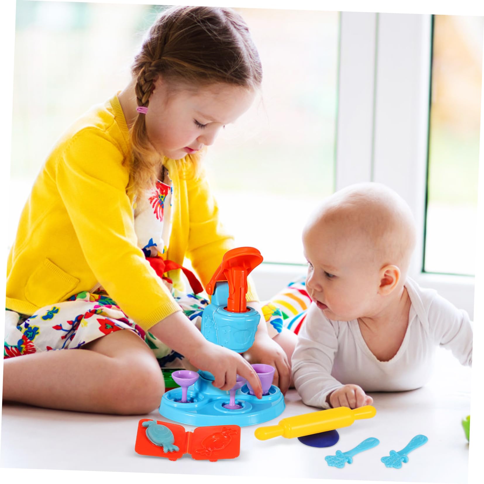 Toyvian 51 Szt. Elementów Zestawu Zabawek z Masą Plastyczną dla Chłopiec Dziewczynka Akcesoria Do Modelowania Lodu Maszyna Do Noodle i Hamburgerów Kreatywna Kuchnia Zabawy dla Chłopców i