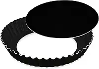 Forma para Bolo e Torta 20 Crespa com Fundo Removível Alumínio Fortaleza Preto