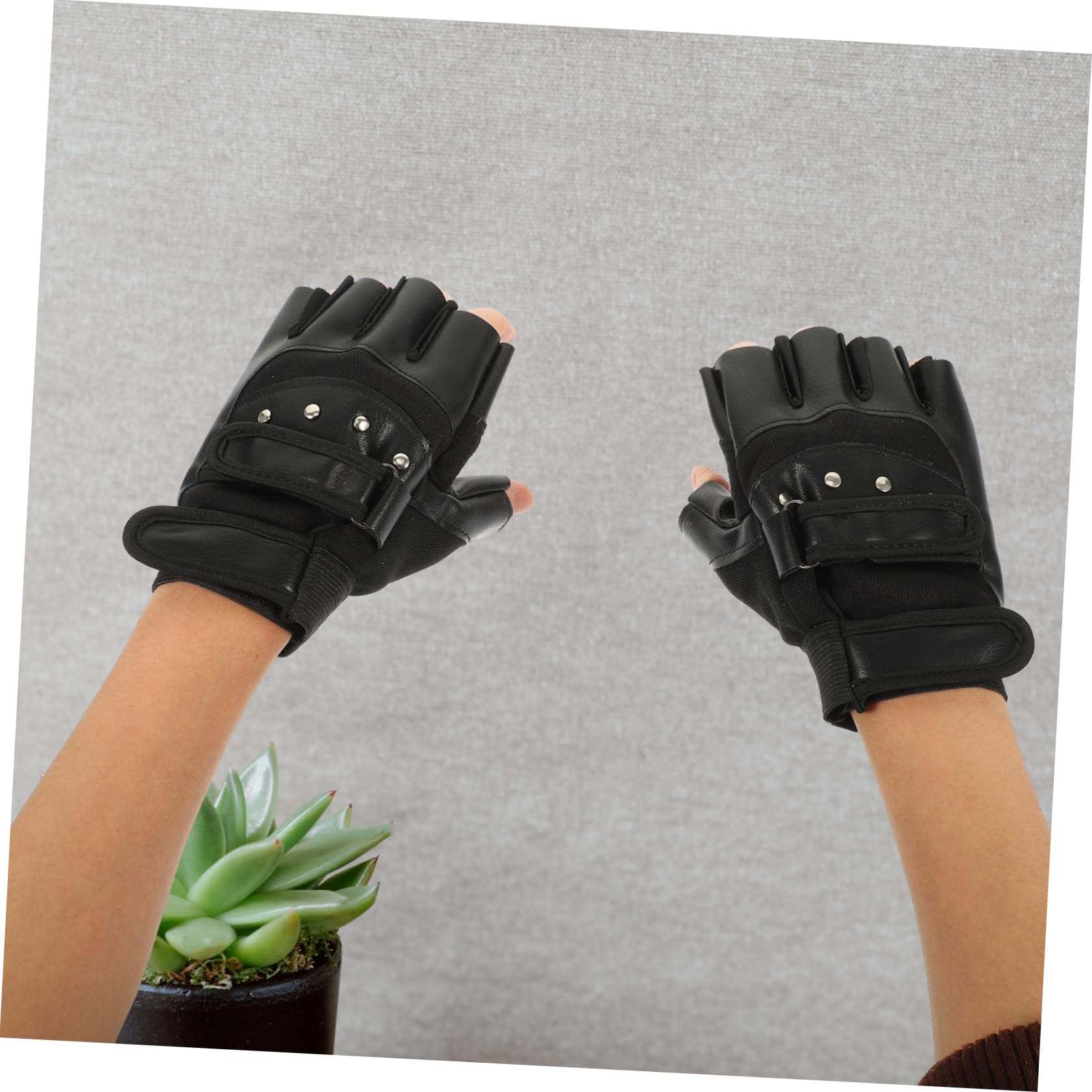 Abaodam Guanti mezzo dita che assorbono lo shock per la forma fisica impugnature bicicletta ciclismo fitness guanti da allenamento antiscivolo guanti sportivi guanti bici pelle Nero
