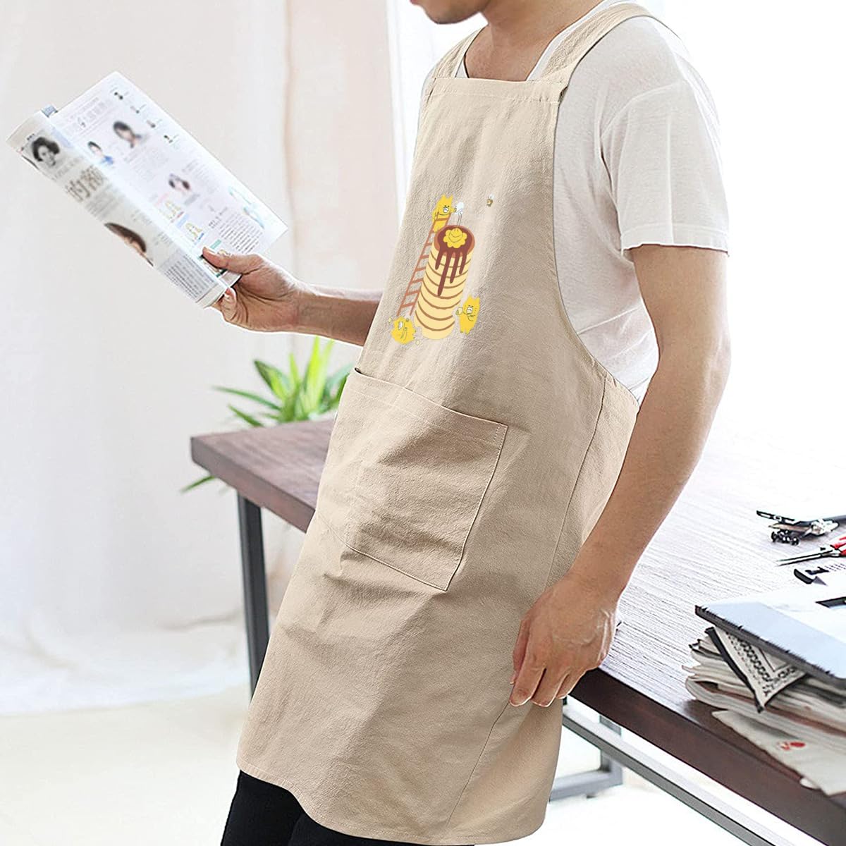 Amazon｜エプロン ノラネコぐんだん (3) キッチンエプロン レトロ風