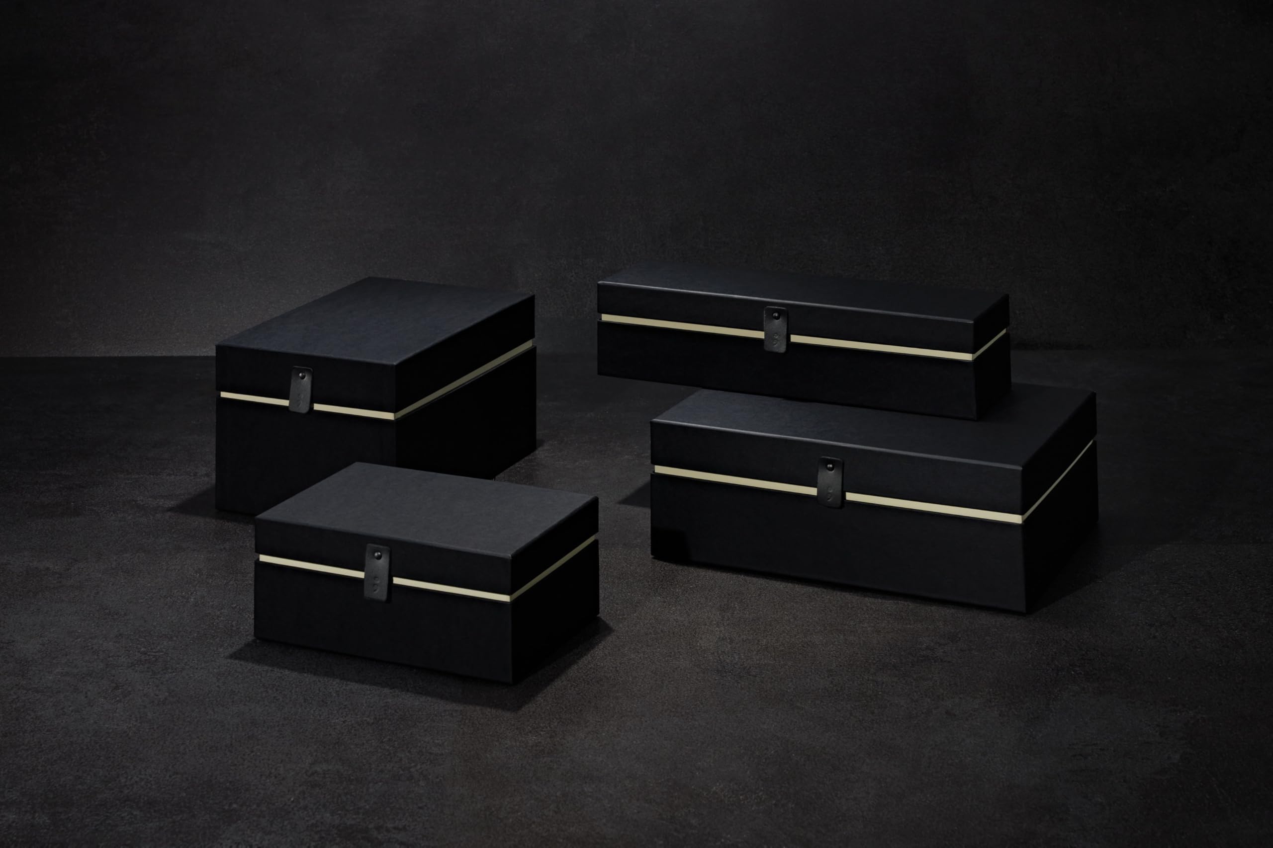 Semikolon 373050 Scatola portaoggetti Premium One Line Edition - Scatola regalo grande 31 x 23 x 12 cm - Nero