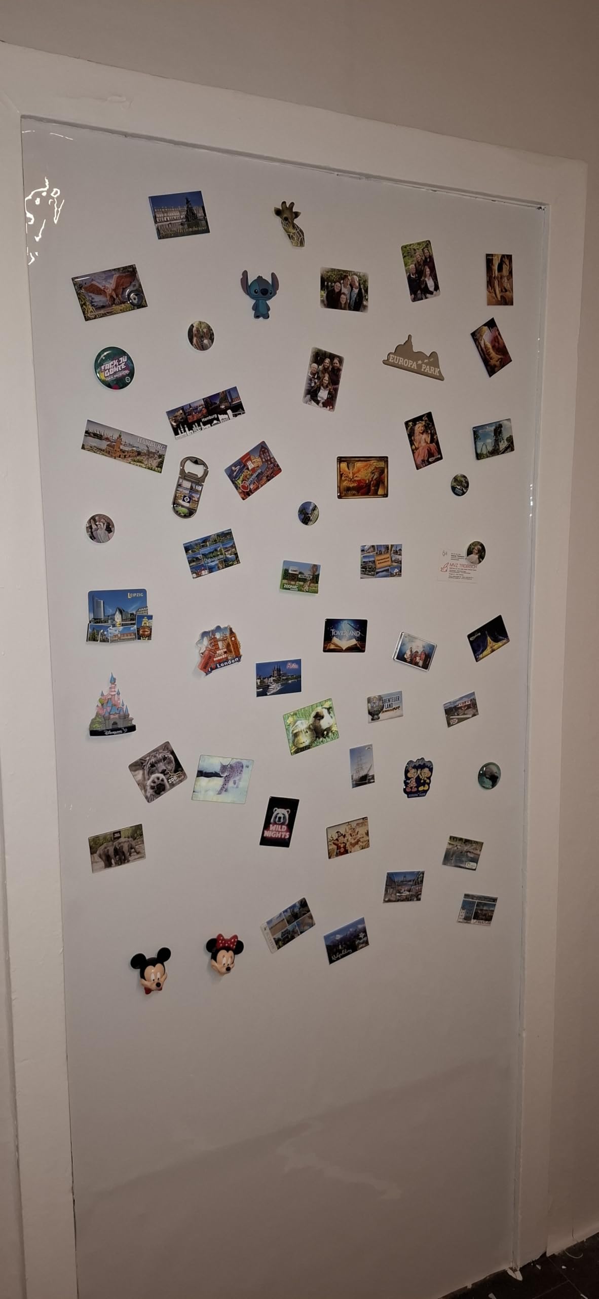Tablica magnetyczna, tablica do notatek, samoprzylepna, listwy magnetyczne z 5 silnymi magnesami, do biura, do przypinania, na zdjęcia, dokumenty i dokumenty, do lodówki, zmywalna, magnetyczna (biała