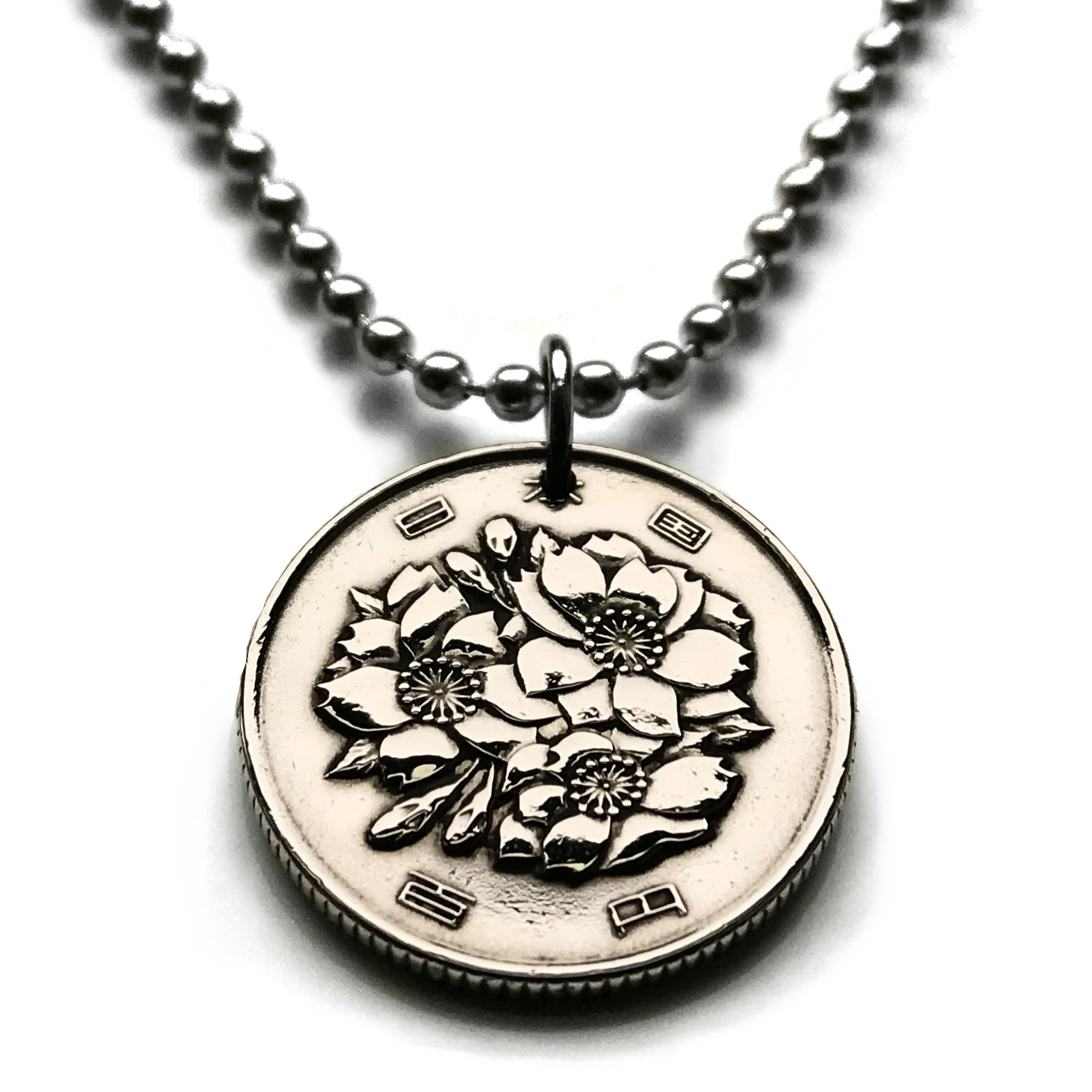 1973 Japan Nippon 100 Yen coin pendant necklace sakura Japanese cherry blossom flower Yaezakura Tokyo Yokohama Kobe Osaka Sapporo Nagoya Fukuoka Saitima Kyoto Sendai Okinawa Hiroshima Niigata n000087