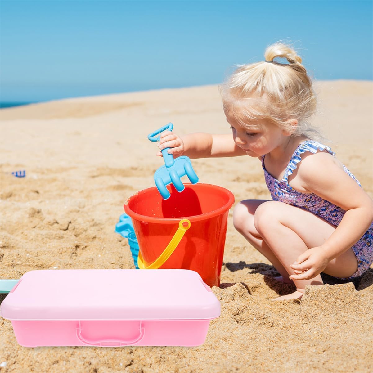 ULTECHNOVO Handheld Sandbox Storage Box for Fun Outdoor Organizer with Spacious Capacity Safe Material for Beach and Playtime Activities