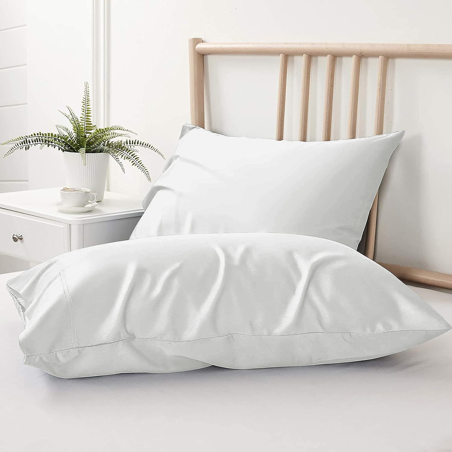 600 TC Super Soft 100% Egyptian Cotton Pillow Covers 20 x 30 Inches - Egyptian Cotton Set of 2 Pillow Cover Set Envelope Closure Pillowcase - White