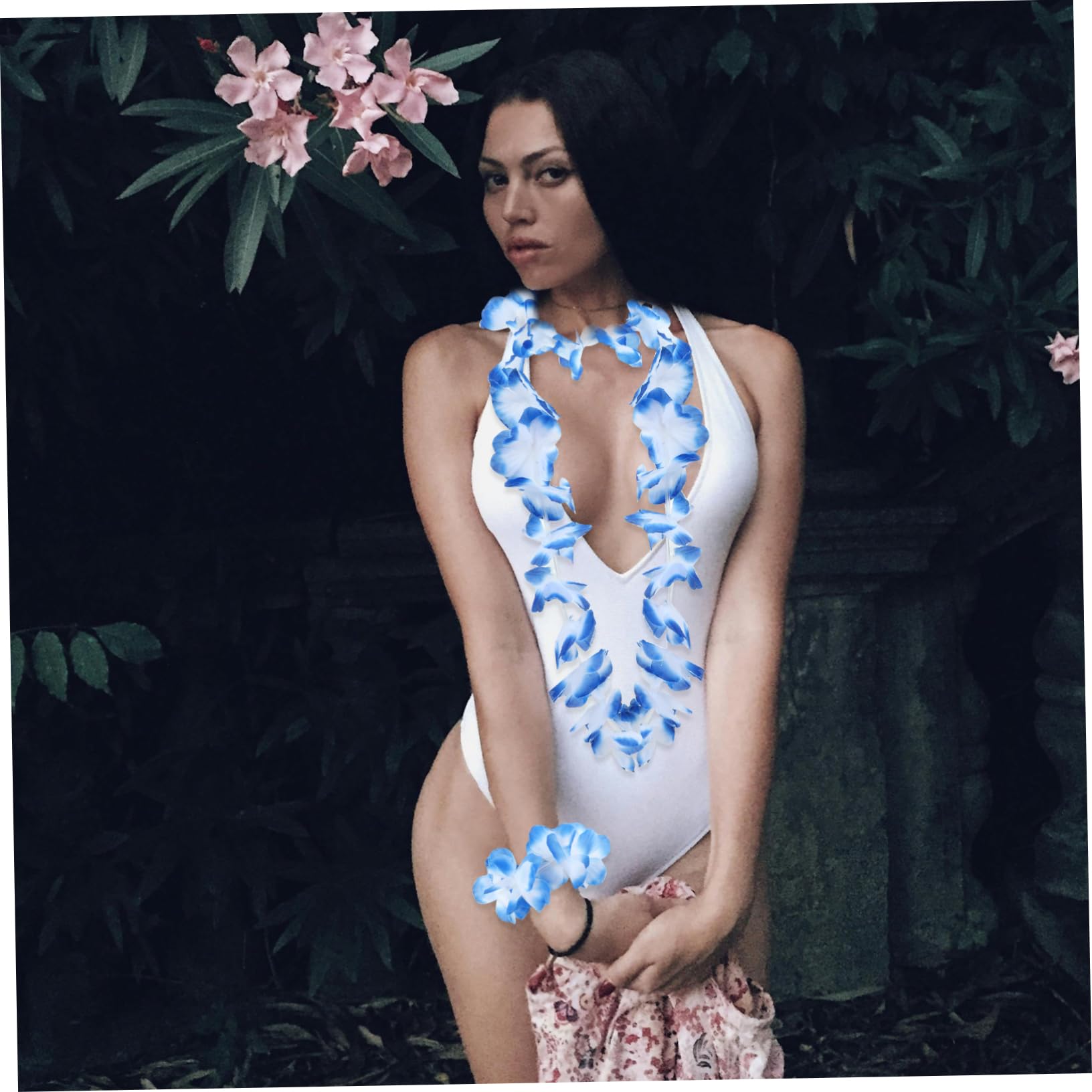 Alipis 6 Stück Hawaii Hula Rock und Leis mit Blumen Party Dekoration aus Pp und Stoff Accessoires für Luau Party und Strandfest Kreatives Sommerkostüm
