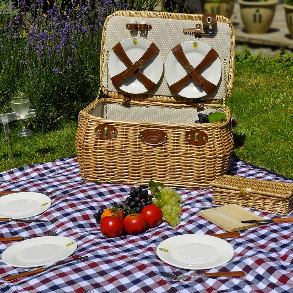 Les Jardins de la Comtesse - Cestino da Picnic Trocadero - Completo/4 Persone - Scomparto Rimovibile - Piatti in Ceramica/Bicchieri da Vino in Vetro - Tessuto a Punti Beige e Bianchi - 50 x 33 x 25 cm