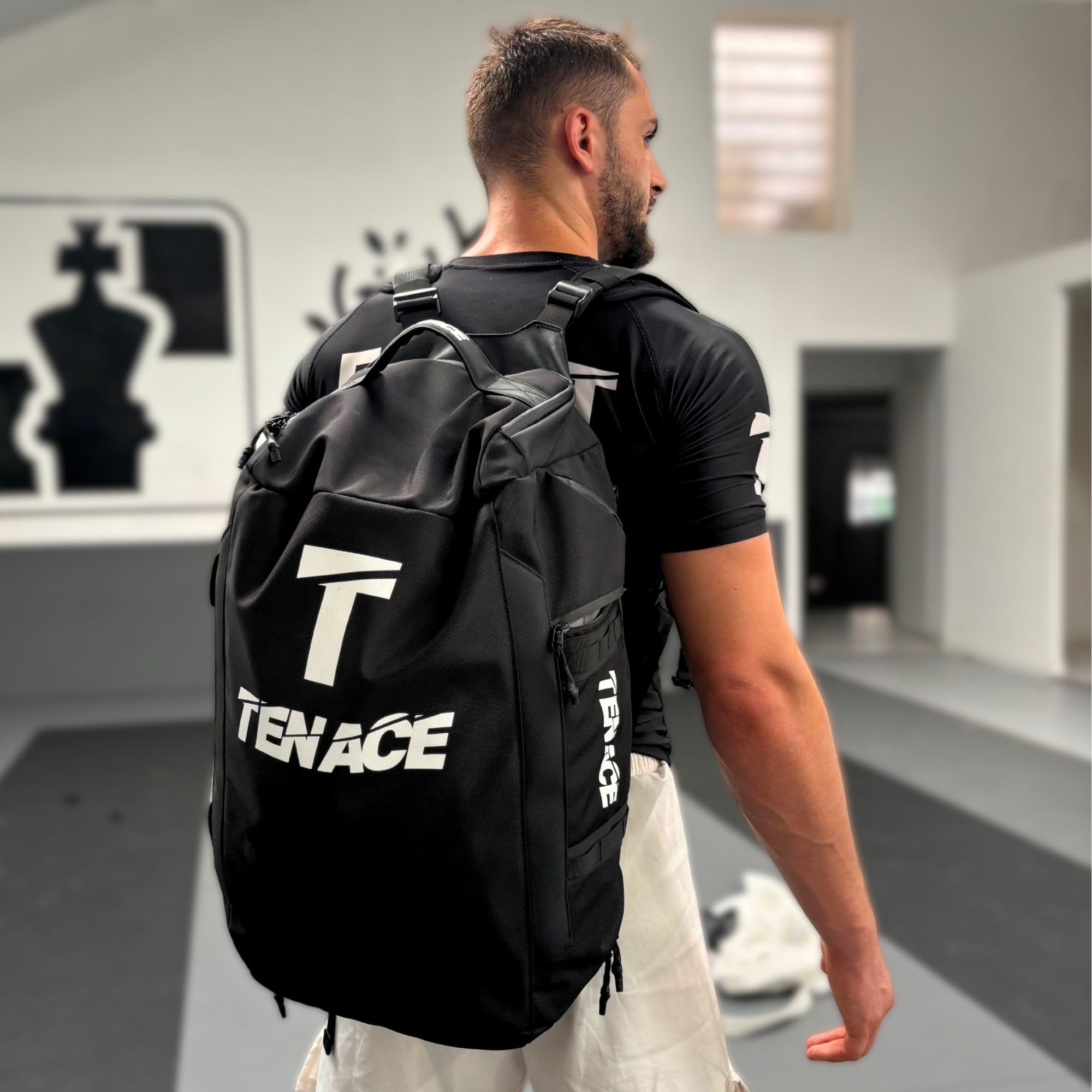 Tenace Mochila Grande con Zapatillero Jiu Jitsu, MMA - Bolsa Deporte Grappling, Boxeo, Muay Thai Grande y Durable para Artes Marciales