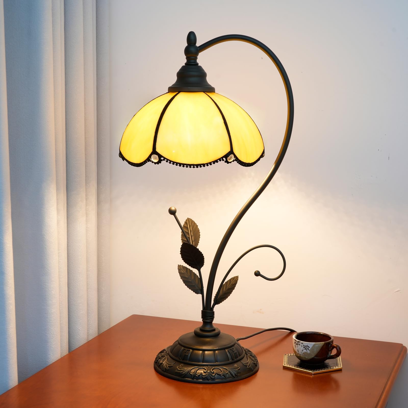 Lámpara de mesa Tiffany Lámpara de cristal tintado amarillo Estilo Tiffany Hojas Lámpara de escritorio vintage para mesita de noche, salón, oficina, dormitorio, comedor