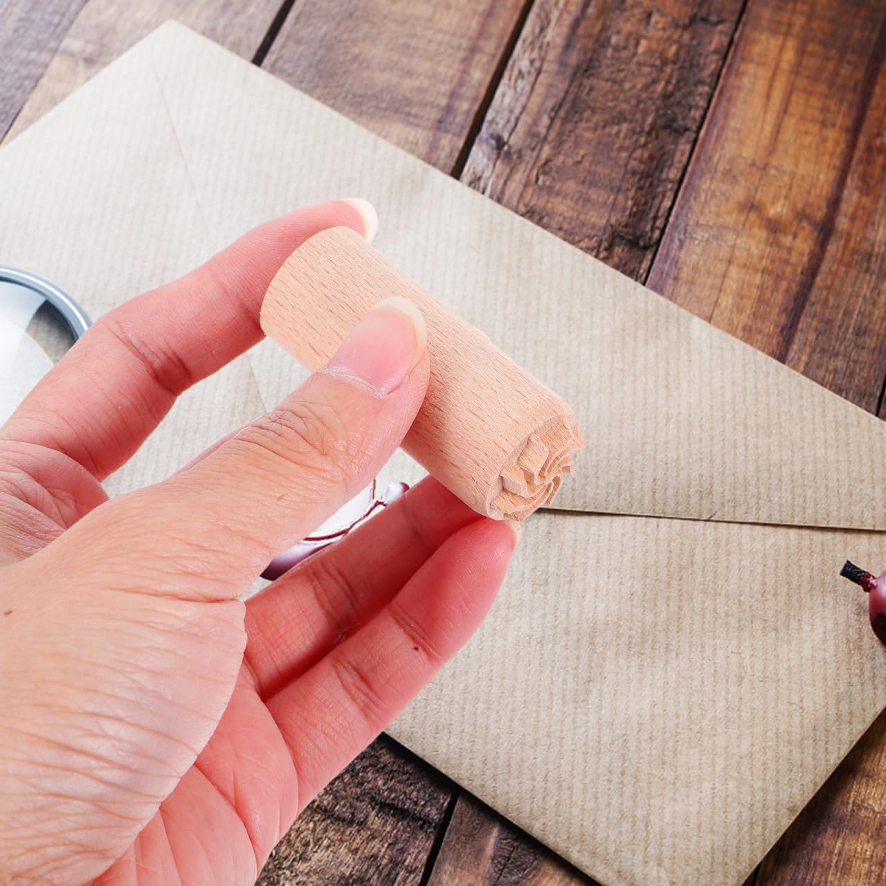 Healifty 5 Pcs Wooden Pottery Stamps 0.8 Inch Clay Impression Stamps for DIY Crafting Scrapbooking with Flower Daisy Heart Patterns