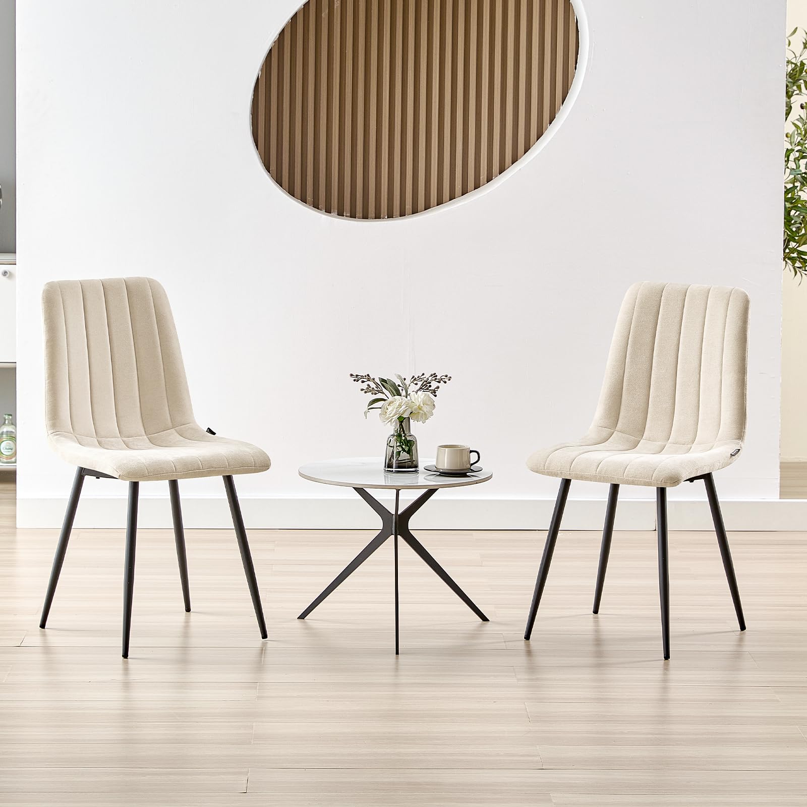 WAFTING Set di 4 Sedie da Pranzo, Sedie a Righe Imbottite con Schienale Alto con Pieds in Metallo, per Sala da Pranzo, Soggiorno, Cucina e Reception, Beige