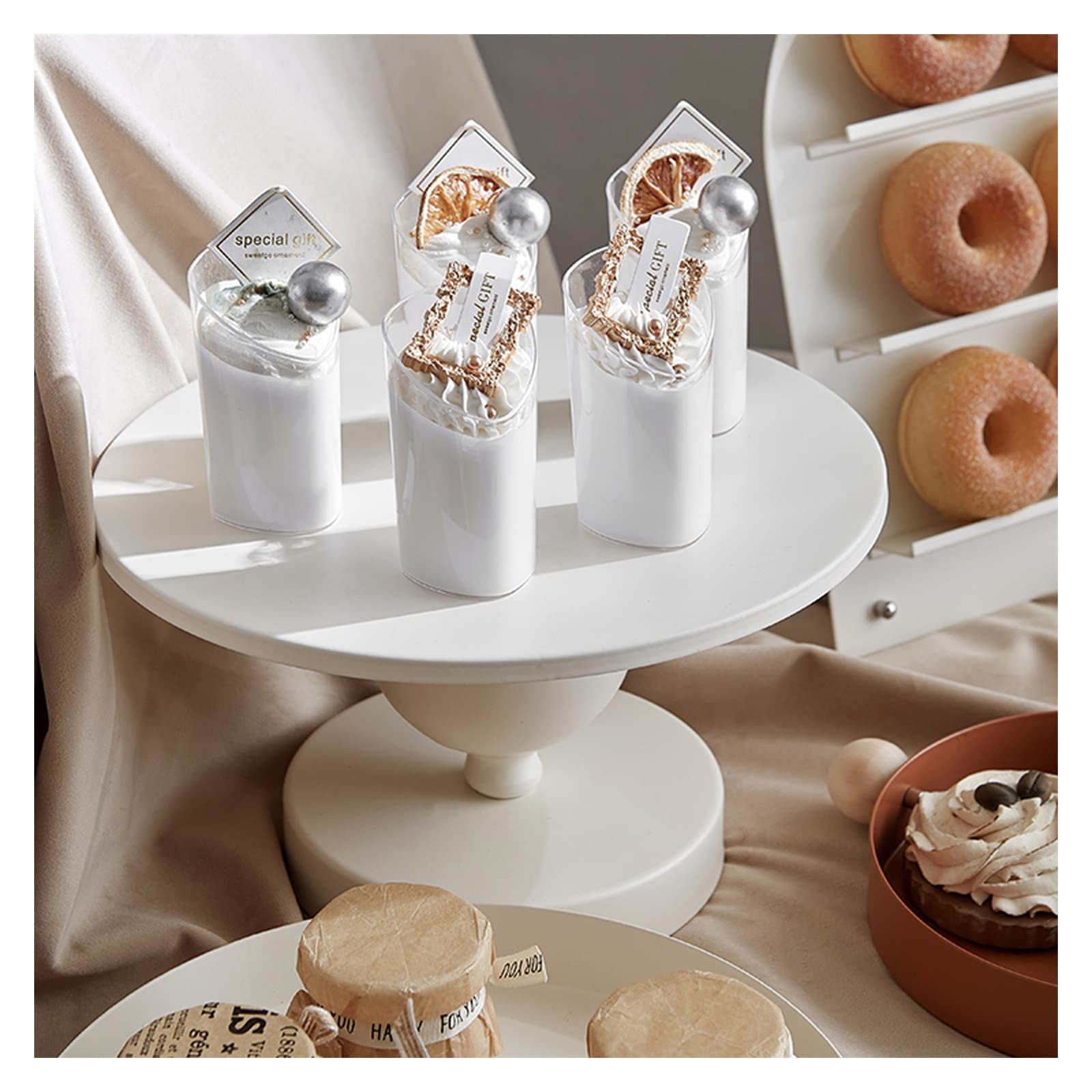 Espositore per torte, server per torte, frutta, de Cake Stand White Table Ornament Cake Decoration Birthday Cake Display Stand Gold Confectionery Suitable for Birthday Cakes