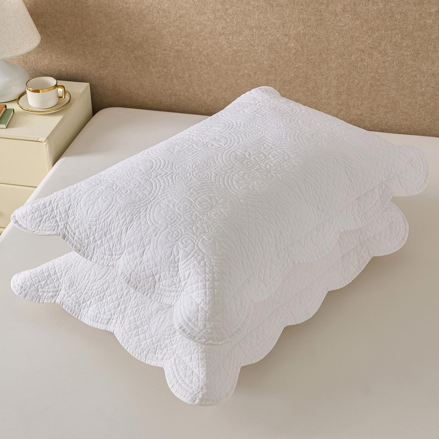 YINFUNG White Quilted Euro Sham European Pillow Covers Cotton Medallion Damask Set of 2 Scalloped Embroidered Floral Square Pillowcases Embossed Matelasse Victorian Vintage Textured Decorative 26×26 - Image 3