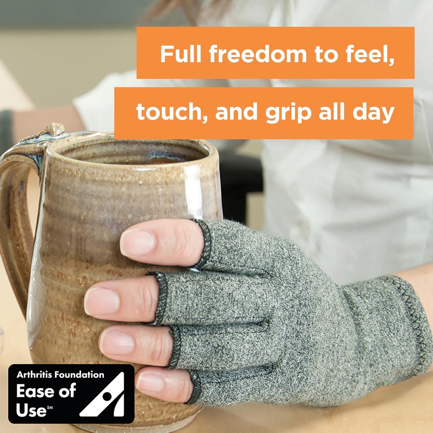 IMAK Compression Arthritis Gloves - Fingerless, Support for Joint Pain & Circulation, Unisex, Compression Gloves - Image 4