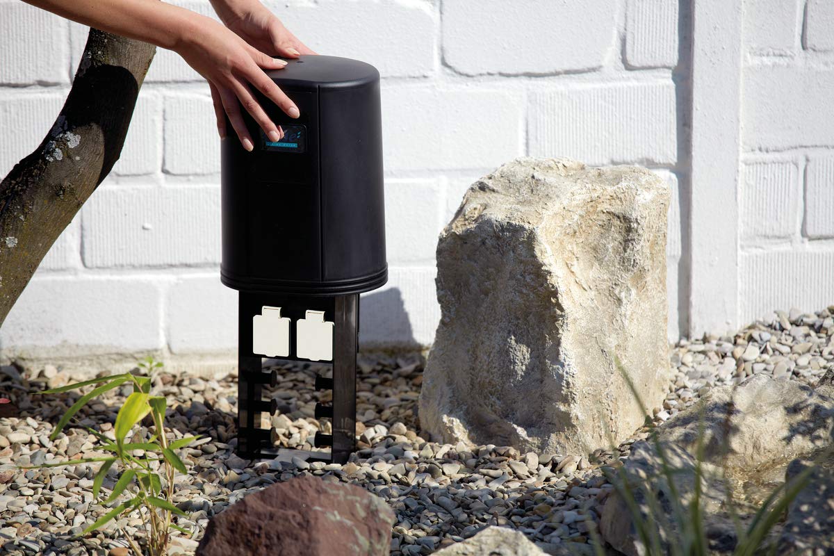 OASE 54978 InScenio FM-Master 1 - 2 permanente und 2 ausschaltbare Gartensteckdosen mit Funkfernübertragung und Spritzschutz zur Stromversorgung für den Garten und Außenbereich