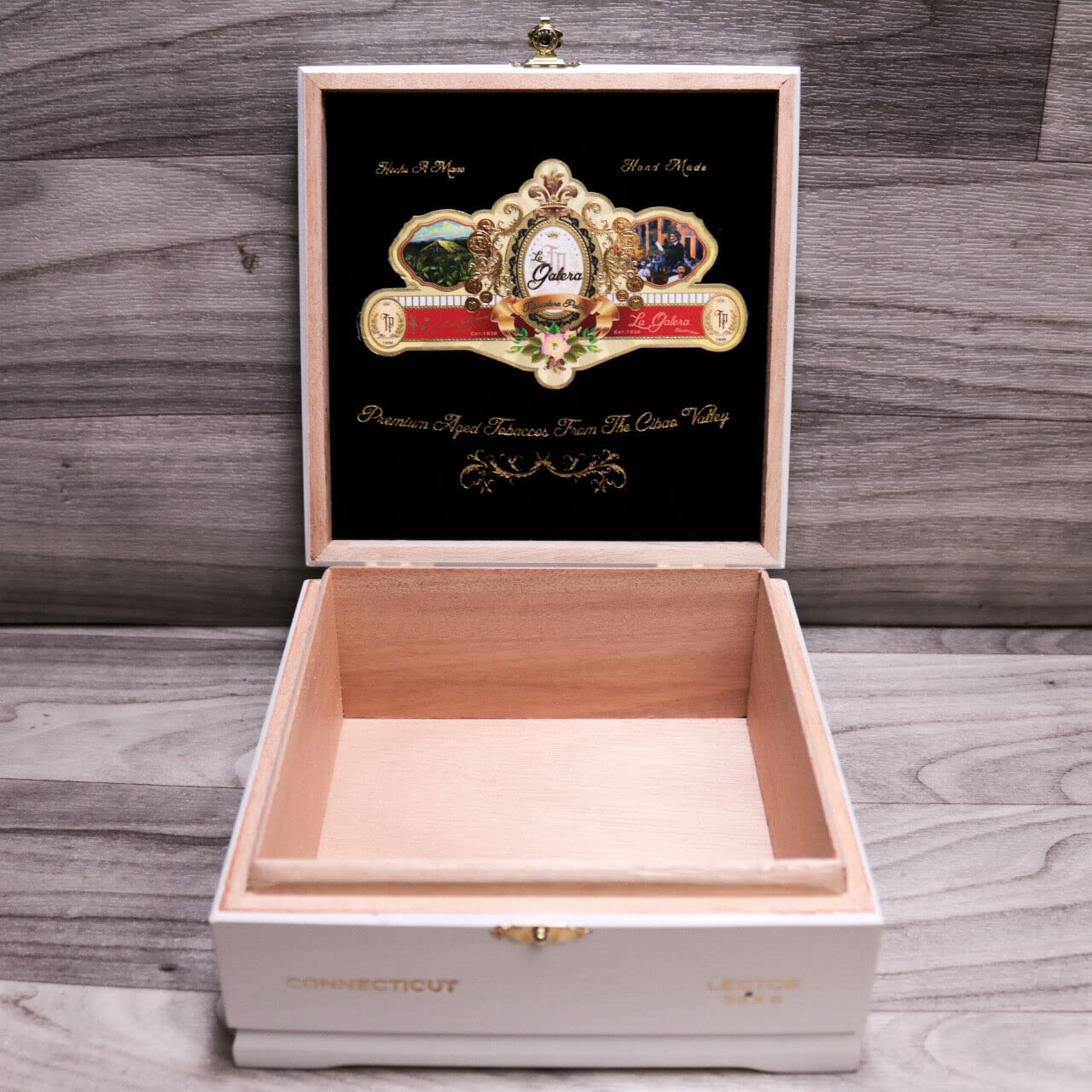 Amazon.com: La Galera Connecticut Lector Empty Wood Cigar Box 7.25