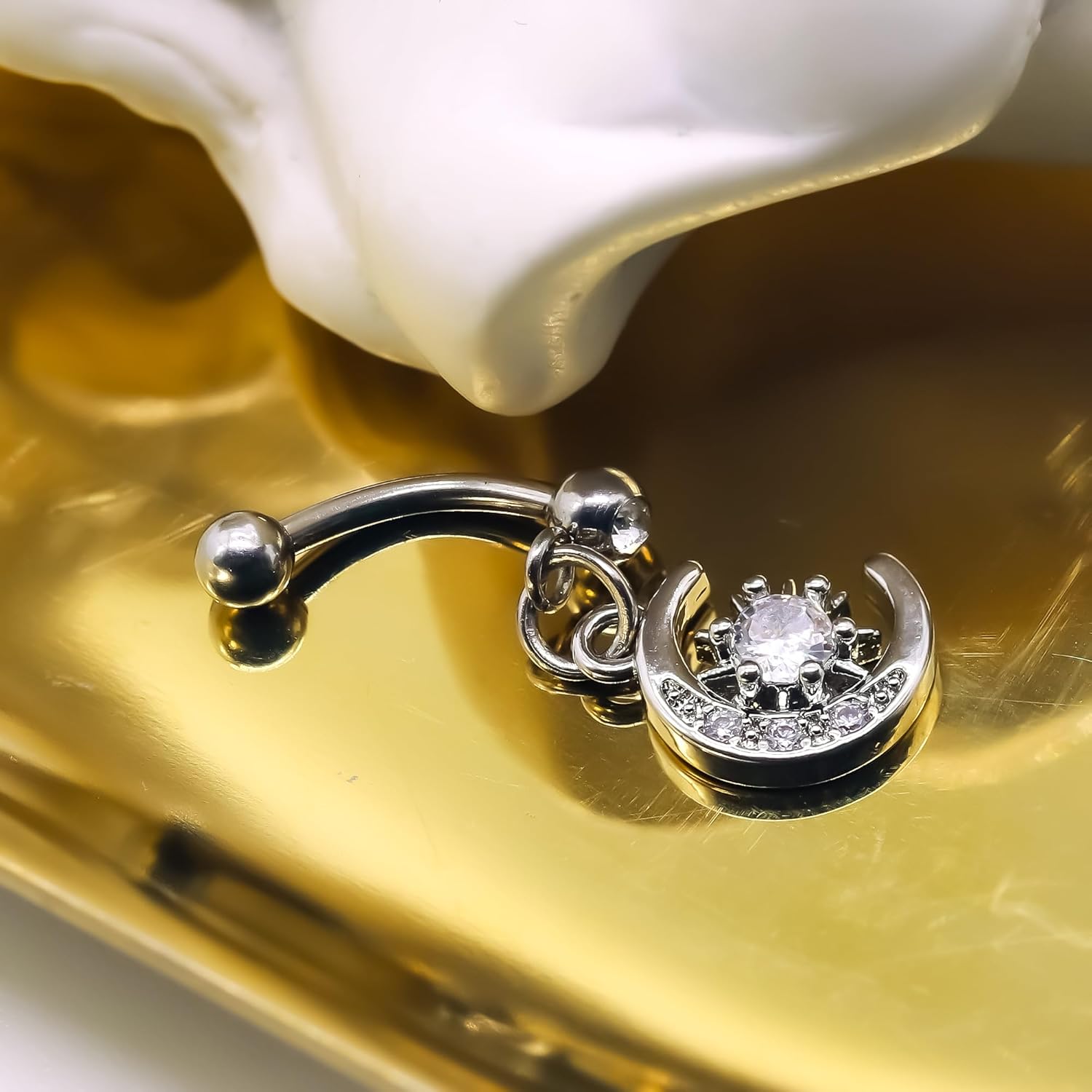 4Pcs Rook Eyebrow Piercing Jewelry for Women 16G Stainless Steel 8mm Curved Barbell Rook Earrings Hypoallergenic Lip Rings Rook Eyebrow Cartilage Daith Surface Tragus Piercing Jewelry - Image 5