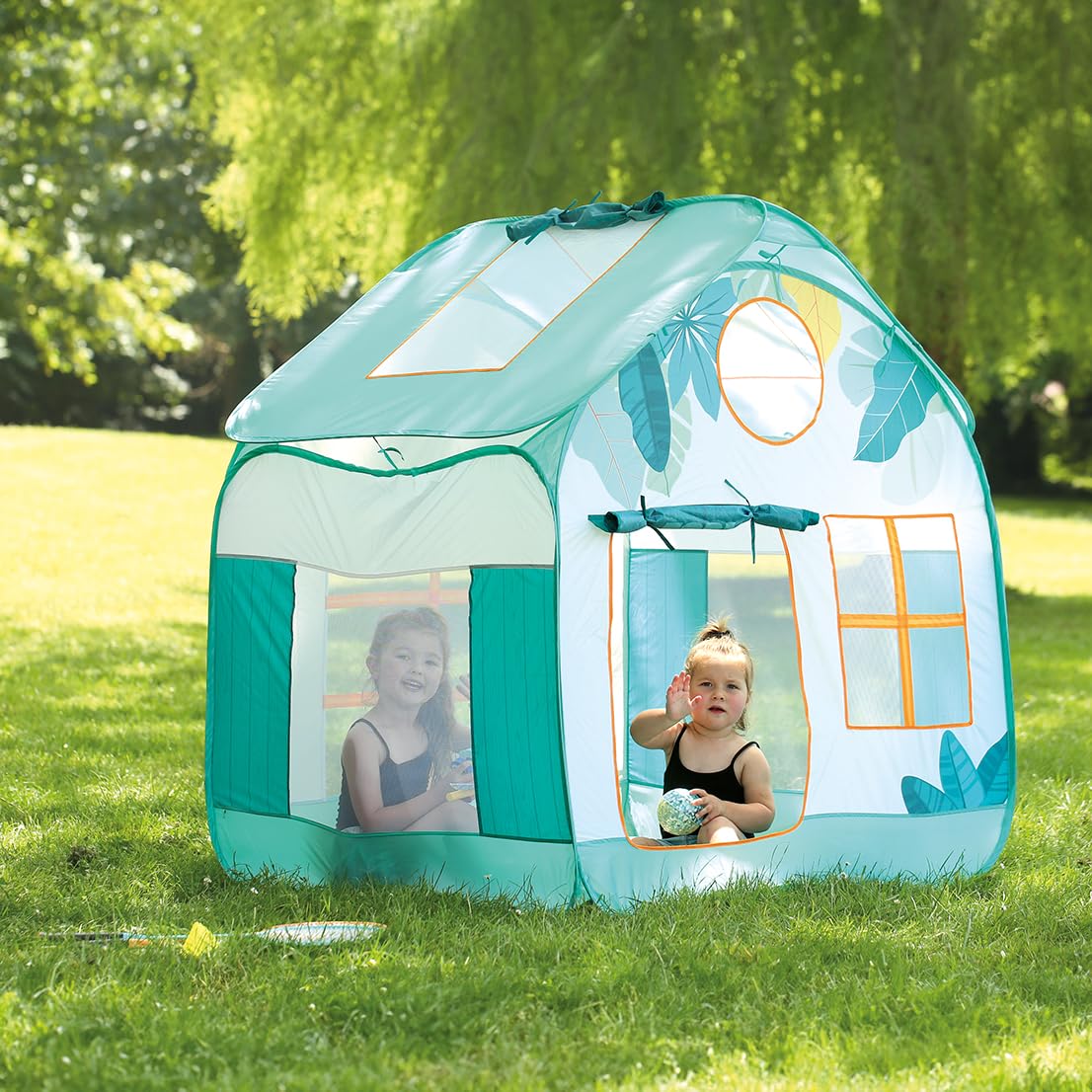 LUDI – Cottage Pop-Up Spielzelt – Outdoor Kinderzelt mit UV-Schutzdach – Belüftungsnetze – Transporttasche inklusive – 120 x 130 x 130 cm – Ab 2 Jahren