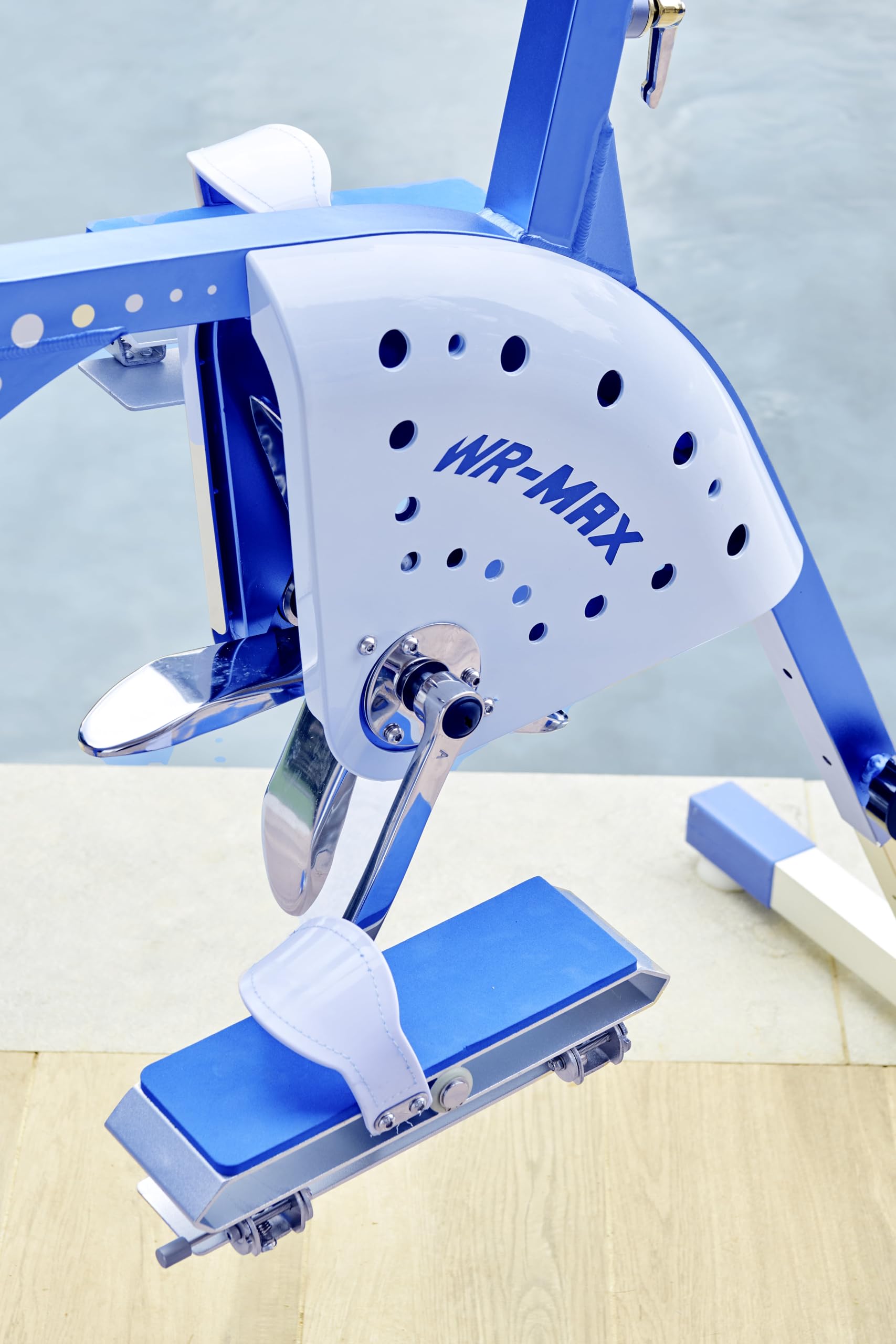 Waterflex Aquabike Aluminium WR Max WX-WRMAX1 - Vélo de Piscine Athléthique - Résistance Hydraulique - Effet Drait - Ergonomie Adaptative - Prof. 1,1-1,6m Bleu, Léger