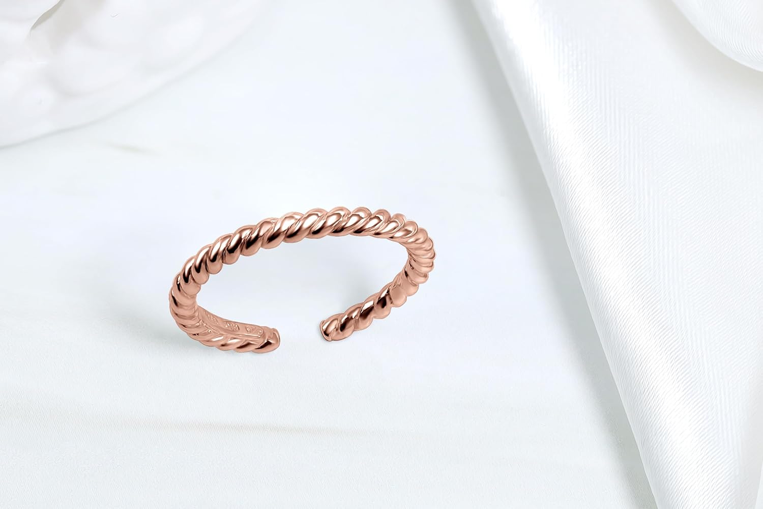 Hoops & Loops Rose Gold Flash Sterling Silver Rope Design Toe Ring