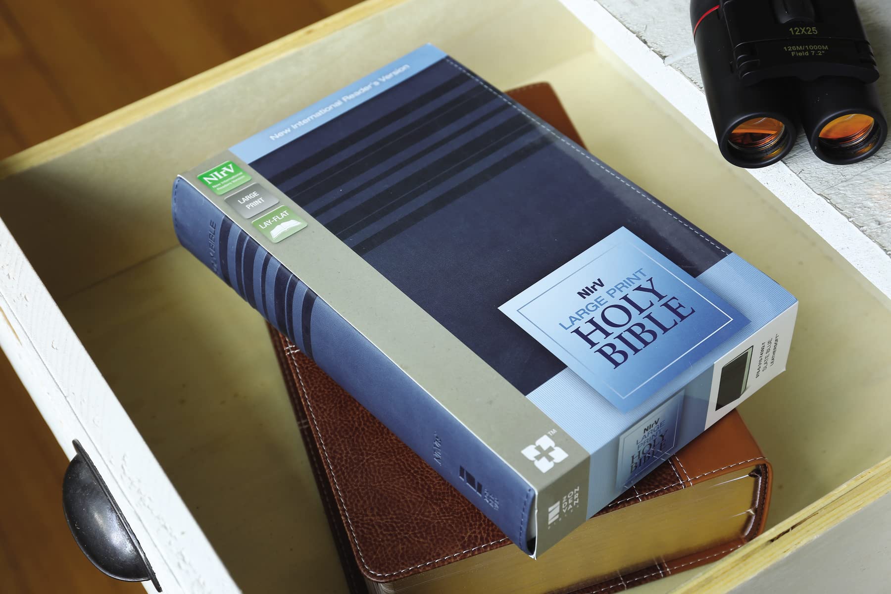 NIrV, Holy Bible, Large Print, Leathersoft, Blue - Image 3