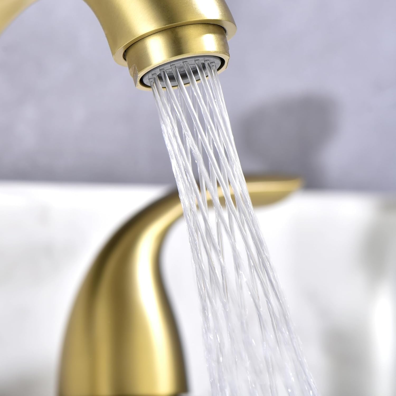 sumerain 8 Inch Widespread Bathroom Faucet 3 Hole 2 Handle Bath Faucet Brushed Gold