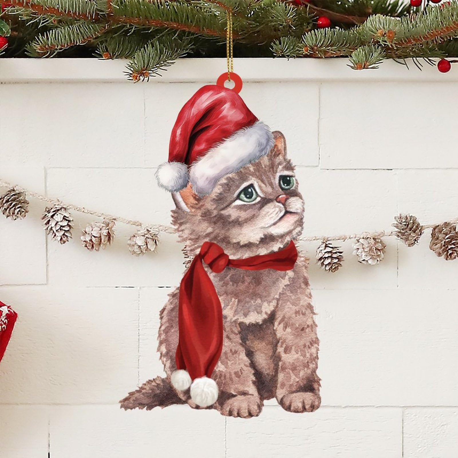 Buon Natale E Felice Anno Nuovo Il Gatto Nero Con Cappello Di Babbo Natale E Sciarpa Babbo Natale Tiene Con La Coda Un Giocattolo Dellalbero Di Natale Albero Di Natale E Regali