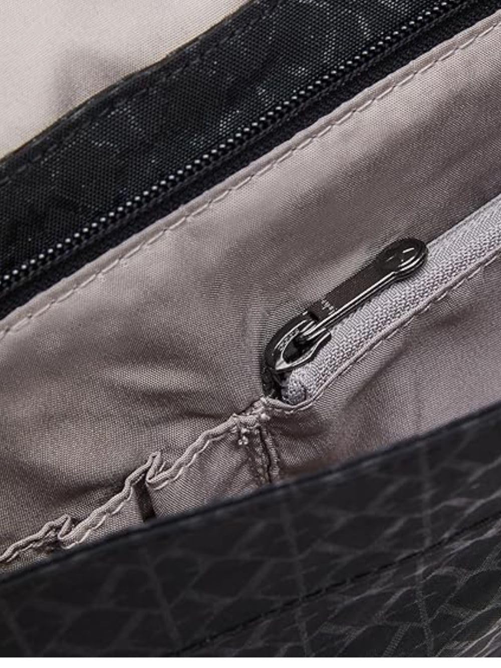 Kipling Unisex Superworker Luggage messenger bag (pack of 1)