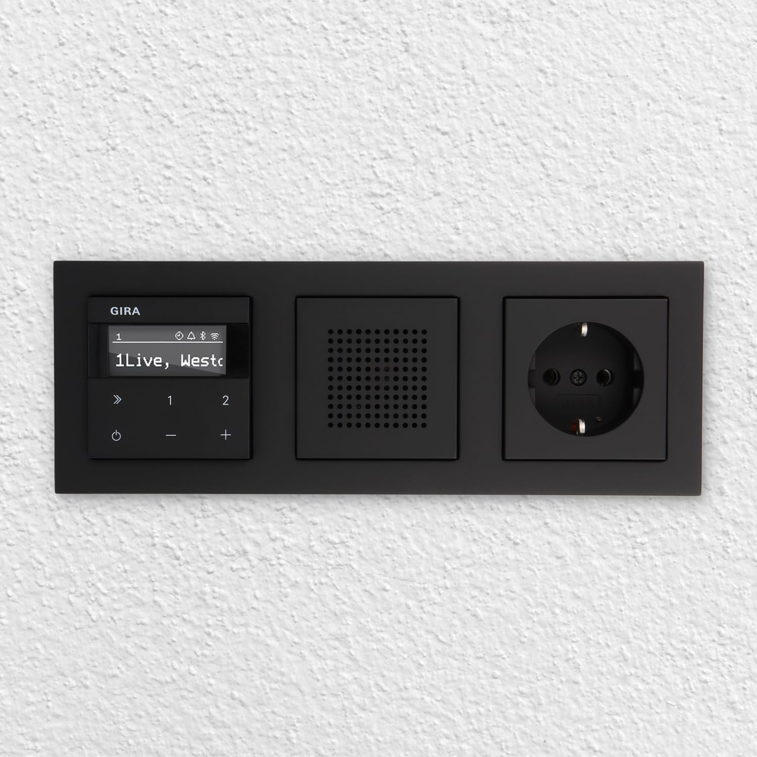 Gira Unterputz IP Internetradio 232003 + Bluetooth KomplettSet + Lautsprecher + Steckdose - E2 schwarz matt im 3fach Rahmen Gira 021309 inkl. EBROM Phasenprüfer zur Montage der Geräte