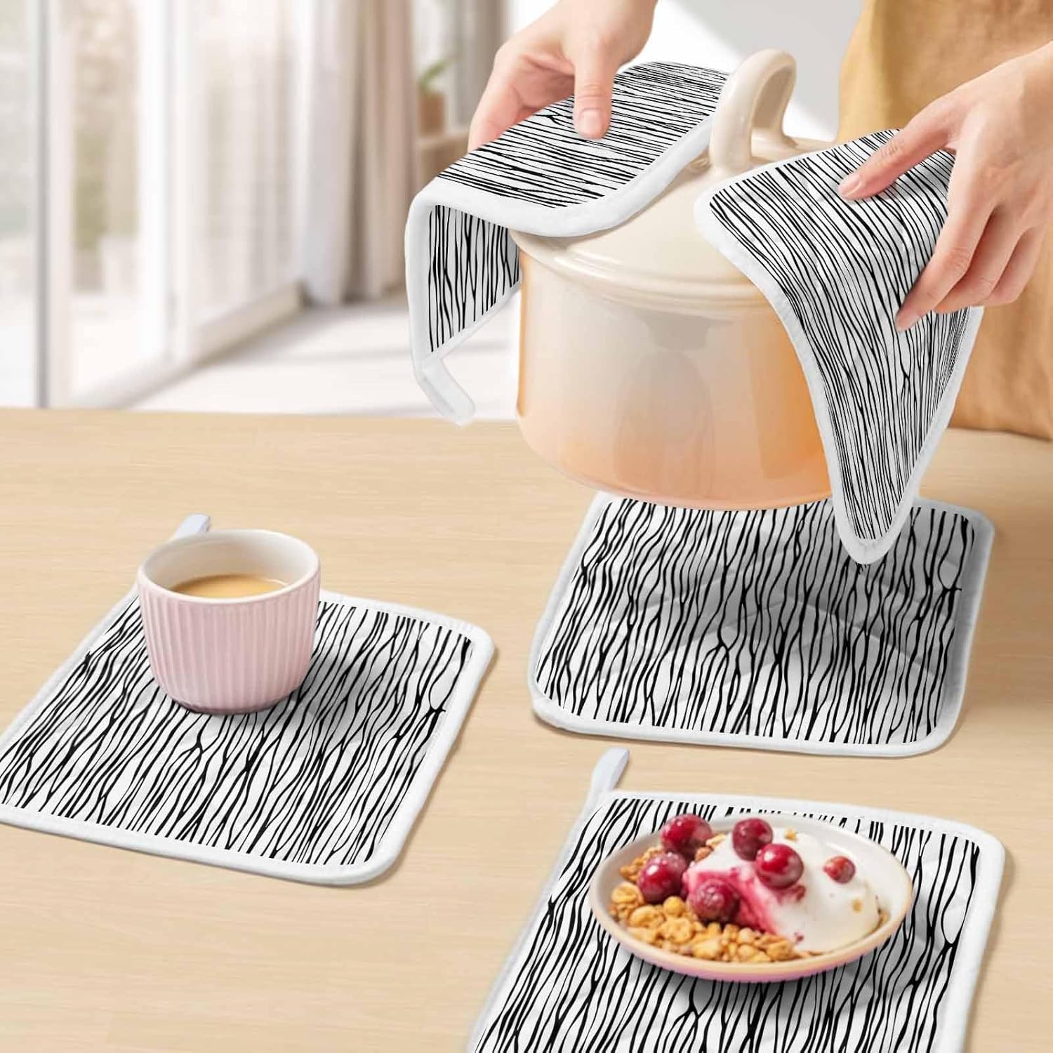 Black White Lines Pot Holders for Kitchen Heatproof Potholder, 5 Pack Retro Stripes Texture Minimalist Art Hot Pads Multipurpose Oven Pads Cloth Potholders Trivet for Cooking Baking