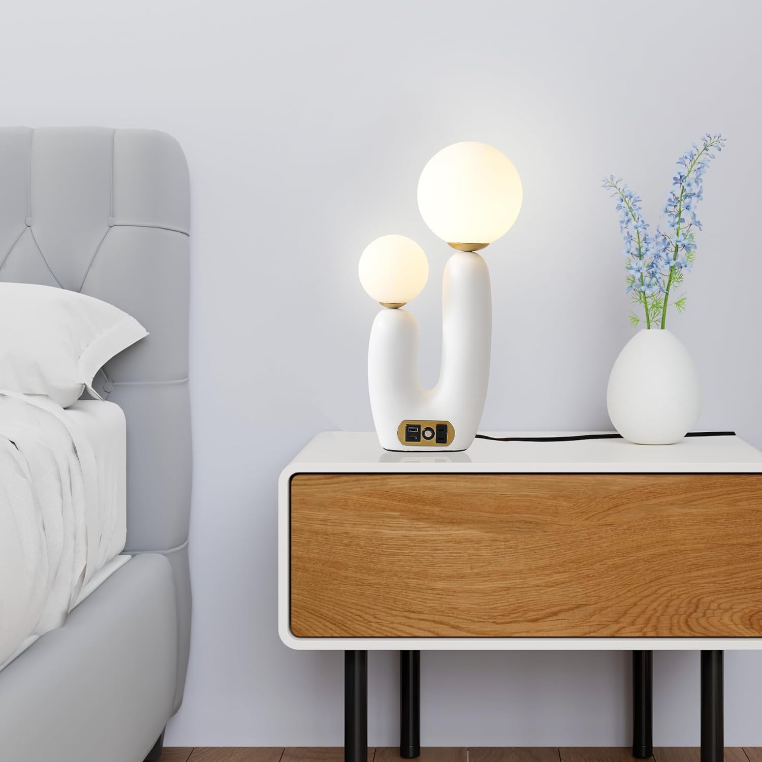 Decorative Mushroom Lamp, Resin Lamp for Desk, Unique Globe Lamps for Bedrooms and Side Tables, Desk Lamps for Night Stands, Portable Table Lamps for Living Room (White)