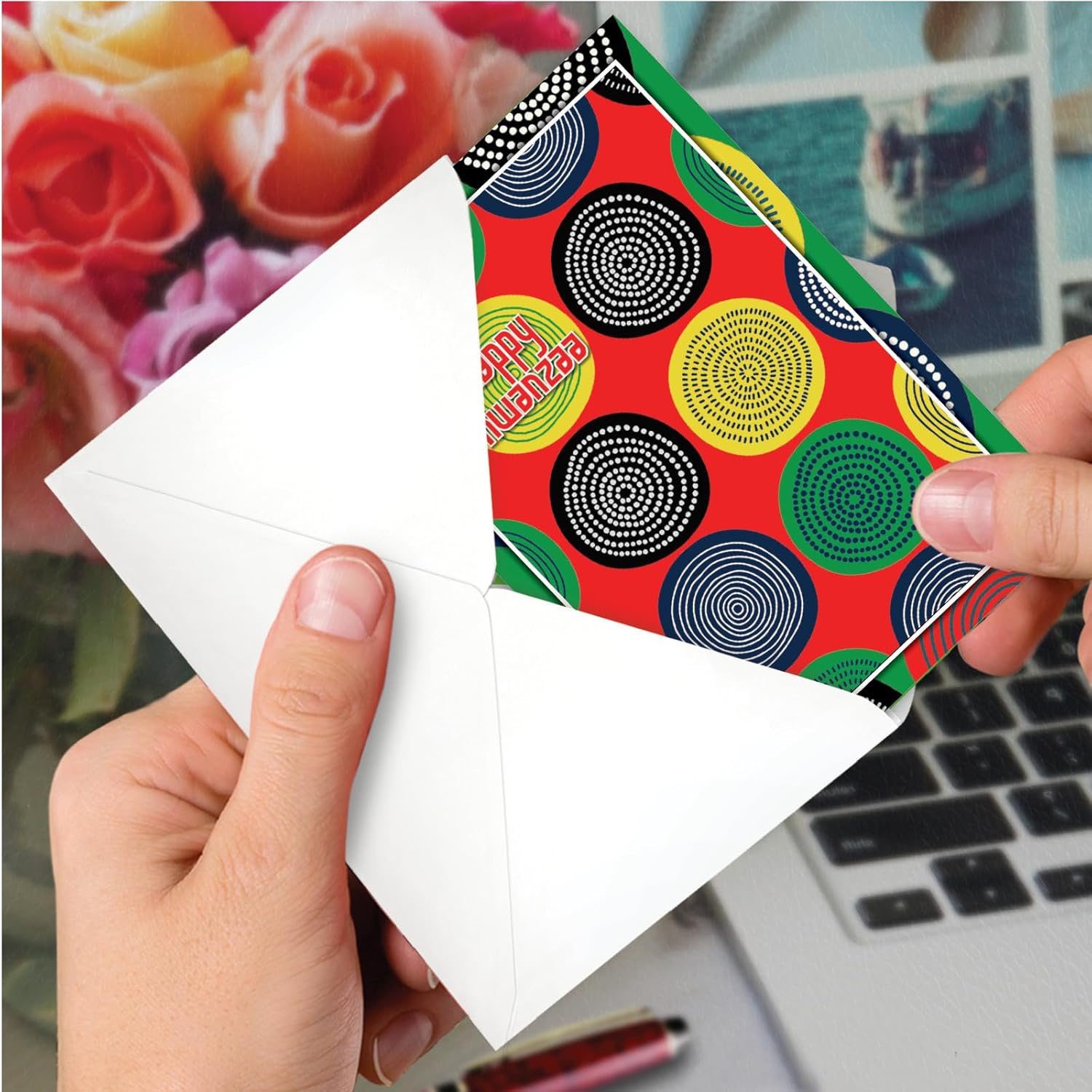 NobleWorks 12 Kwanzaa Greeting Cards Boxed Set with 5 x 7 Inch Envelopes For Men and Women (1 Design, 12 Each) African Circles C3272AKWG-B12x1