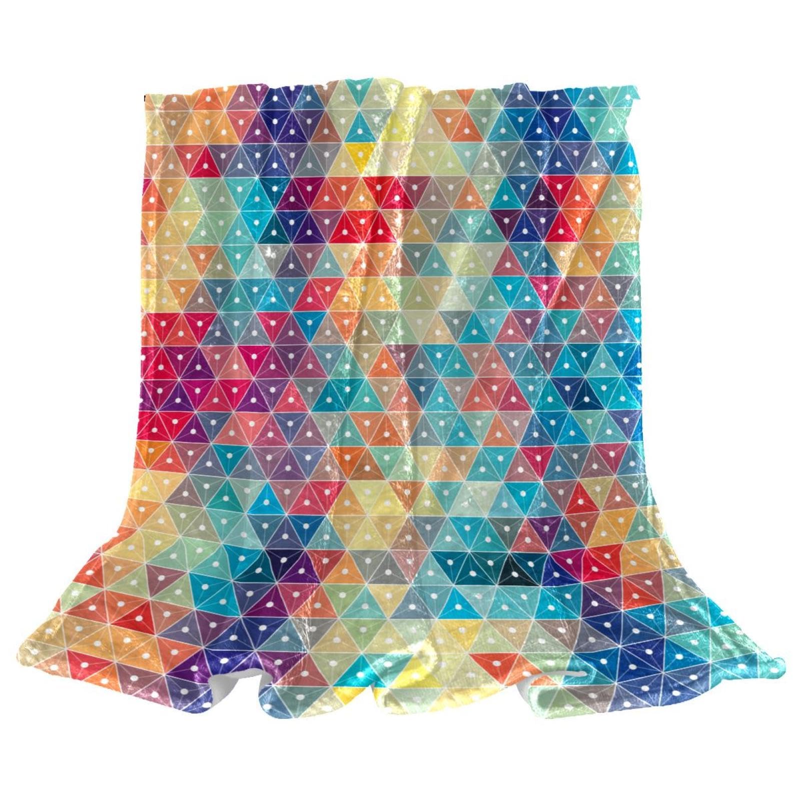 Couverture Polaire Triangle Coloré pour un Cocon de Douceur
