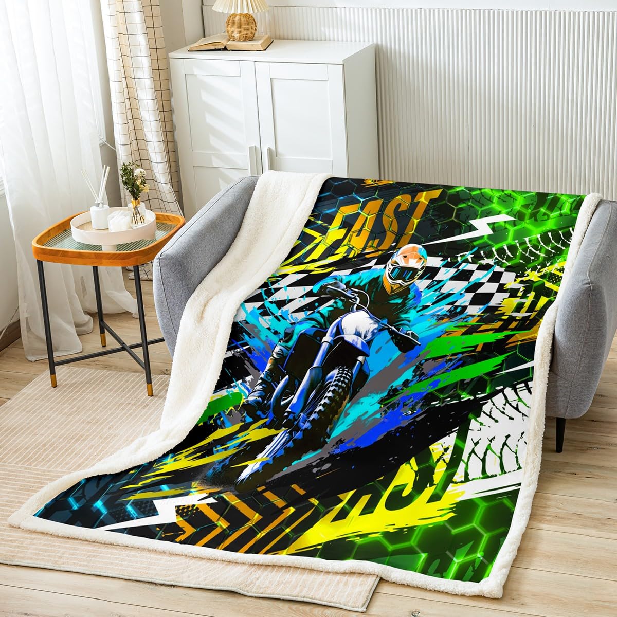 Bedluxy Dirt Bike Fleece Throw Blanket Baby 30"X40" Kids Motocross Rider Plush Blanket For Bed Sofa Couch Extreme Sports Motorbike Motorcycle Sherpa Blanket Sports Competition Fuzzy Blanket Hexagonal Decor