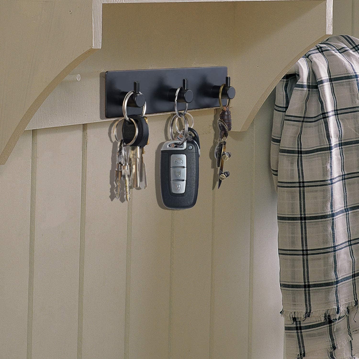 soclim Key Holder for Wall Self Adhesive Key Hook for Wall No Damage Key Rack for Wall with 3 Hooks for Keys and Masks, Key Hanger for Entryway, Hallway - Matte Black Extra Thick