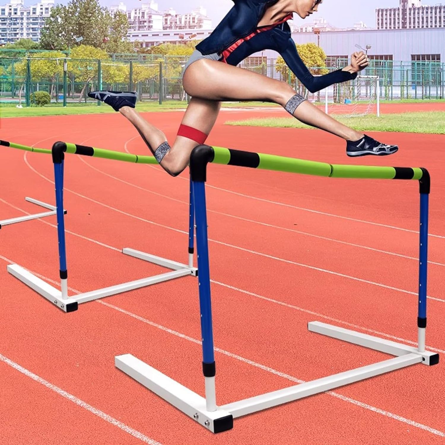 Regulowane płotki zręcznościowe dla sportowców - pianka i metalowy sprzęt treningowy do lekkoatletyki sportów na świeżym powietrzu trening skoków zwiększa szybkość i koordynację
