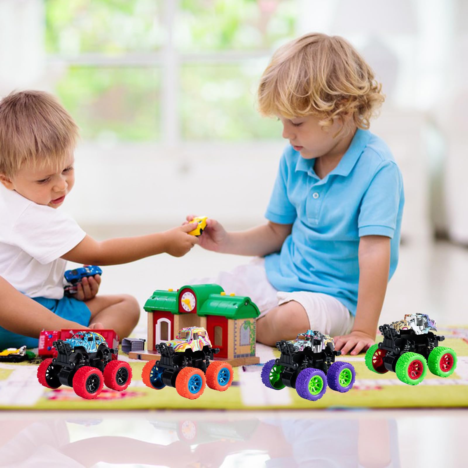 4pcs Camion Fuoristrada Giocattolo Monster Truck Inertia Fuoristrada con 360 Gradi Rotanti Fuoristrada Camion Giocattolo Macchine Set Macchinine per Bambini 3+ Anni
