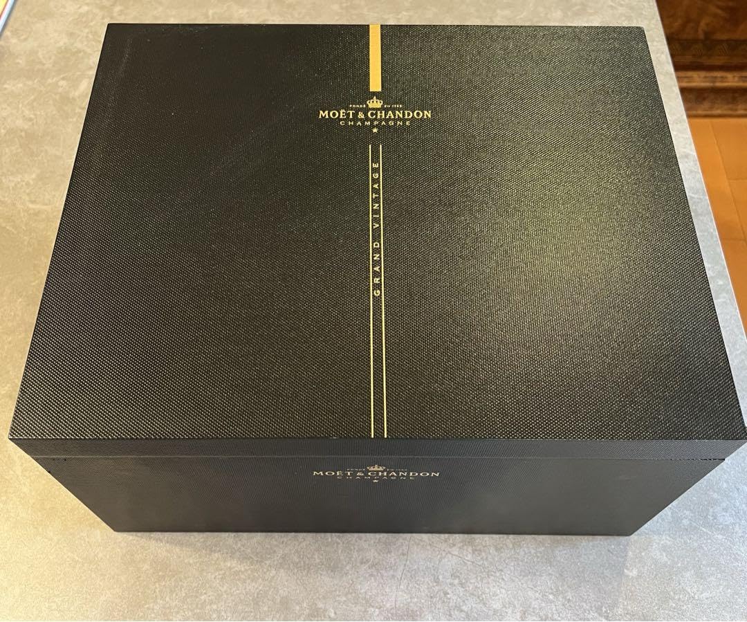 Amazon.co.jp: モエシャンドン ヴィンテージ 2003 ケース グラス  