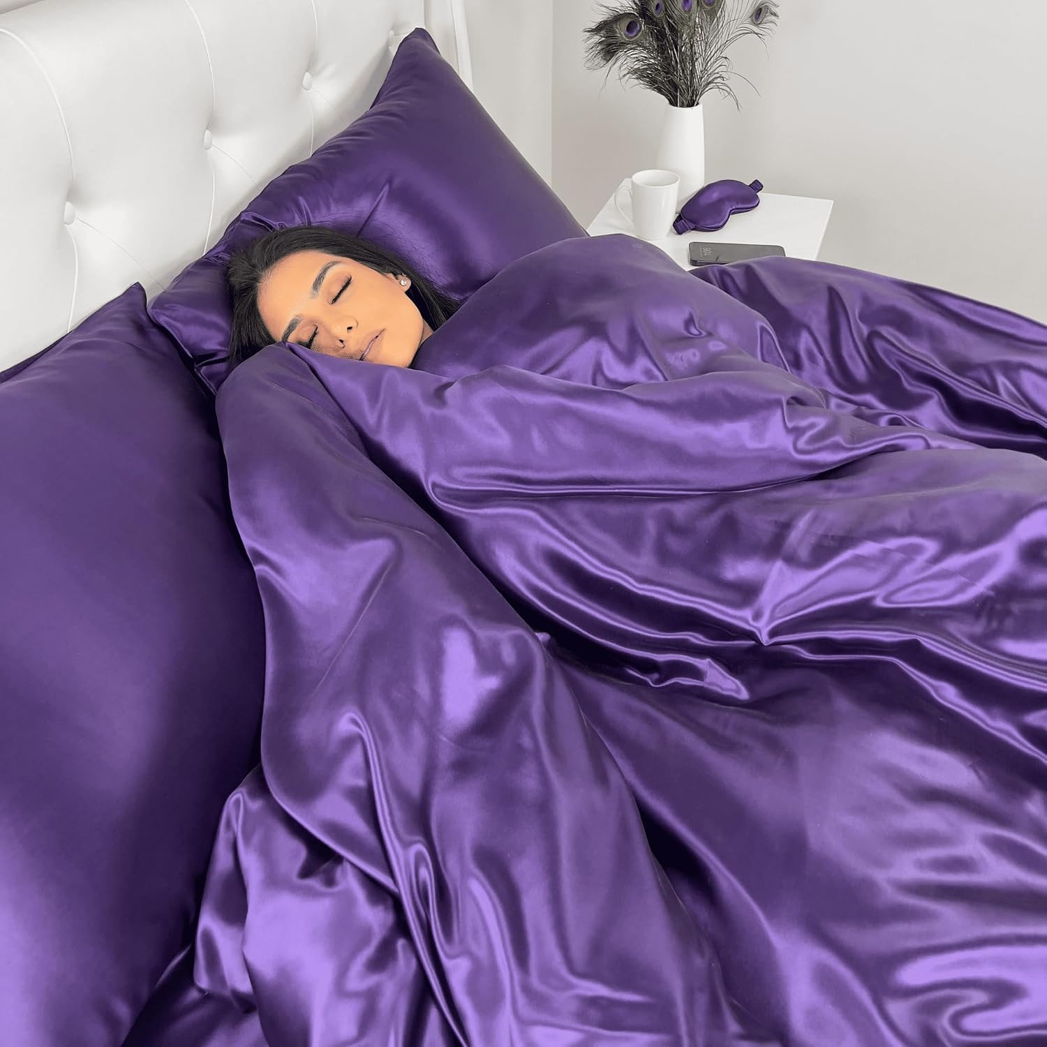 100% Mulberry Silk Duvet Cover 22 Momme - Zipper Closure - Plum/King | Grade 6A silk on front and back, double hidden-zipper closure, cooling bedding, gentle on sensitive skin, OEKO-TEX certified