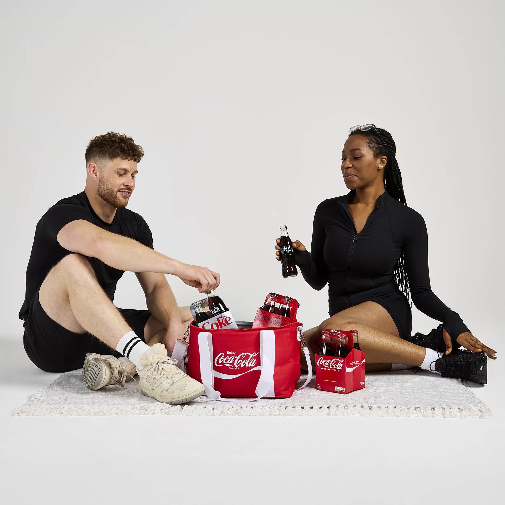 Borsa termica con licenza ufficiale Coca-Cola, 20 l, con tracolla rimovibile e maniglia per il trasporto (32 cm x 28 cm)