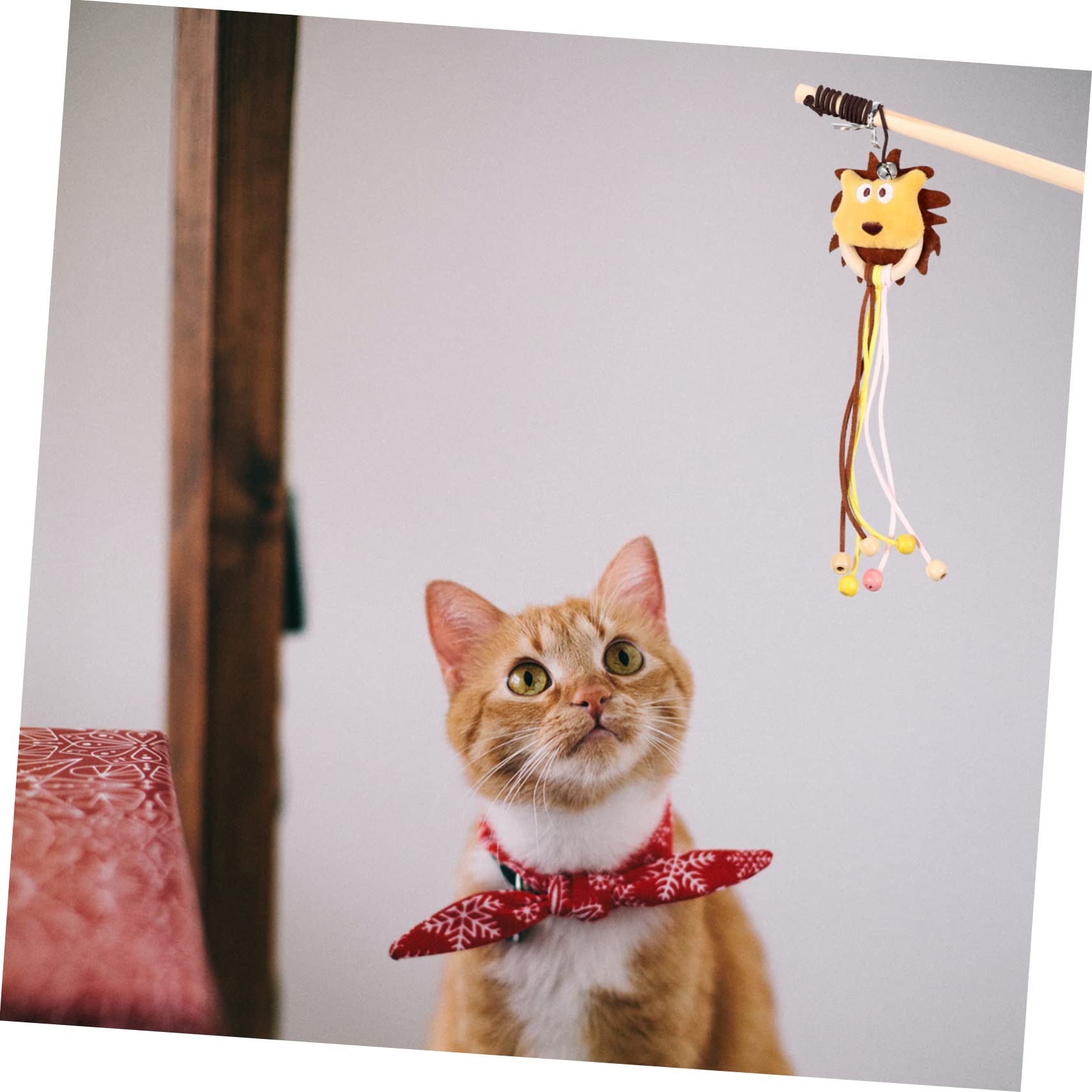 Kisangel 10pièces Jouet Interactif pour Chat Canne à Peluche avec Cloches Stimule Exercice Jeu des Chats De Lion Et Chien