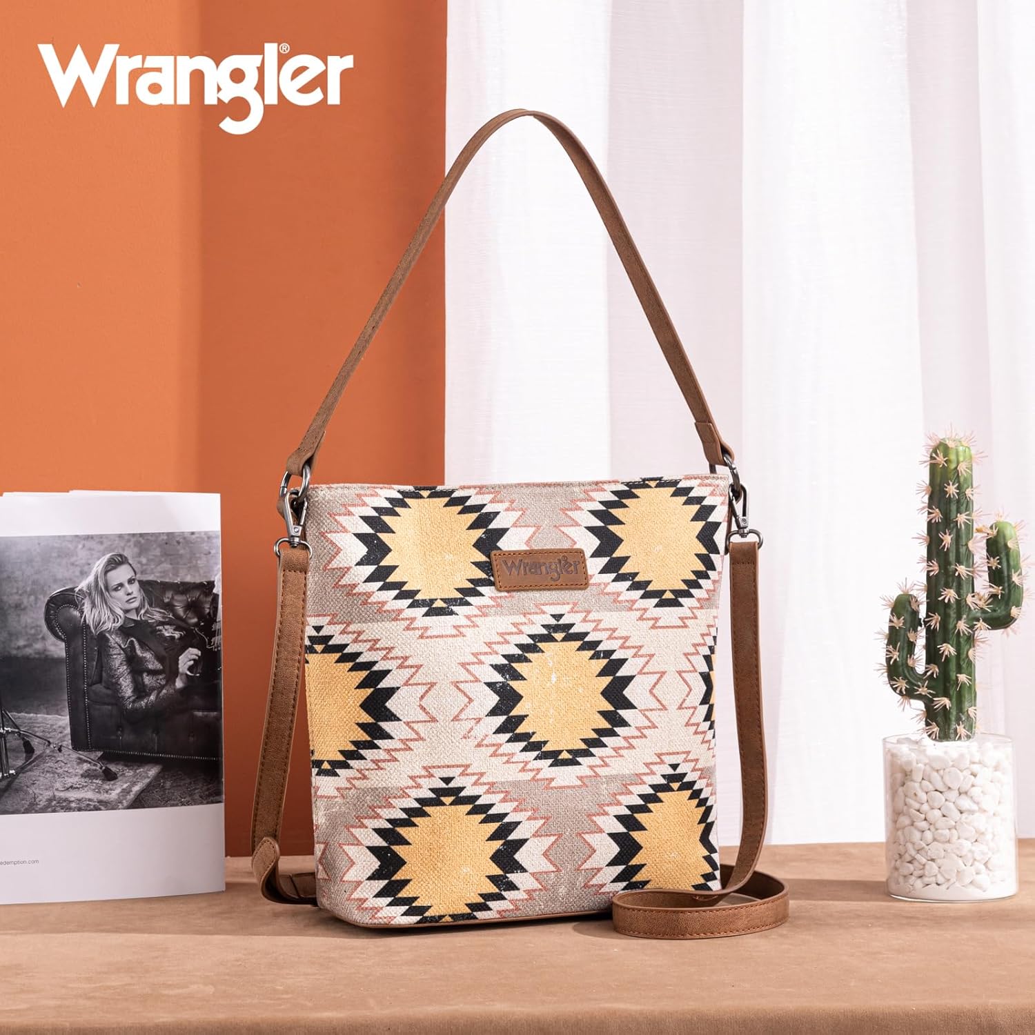 Wrangler Western Hobo Bag for Women Aztec Canvas Shoulder Bag with Wide Strap - Image 3