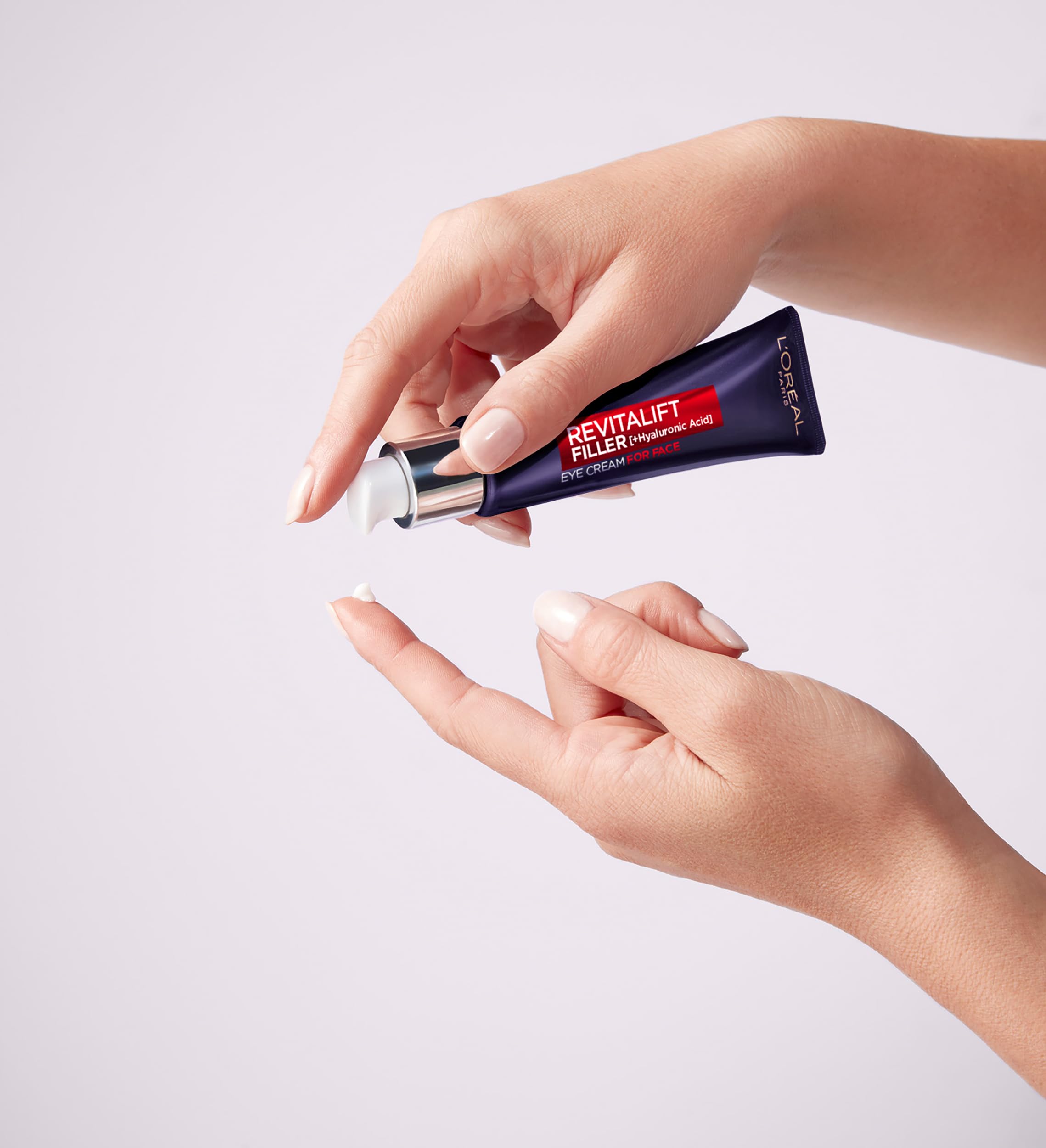 L'Oréal Paris Augencreme für Frauen: poltert auf, glättet die Haut und spendet intensiv Feuchtigkeitmit konzentrierter [Hyaluronsäure]Revitalift Filler, 1x 30ml