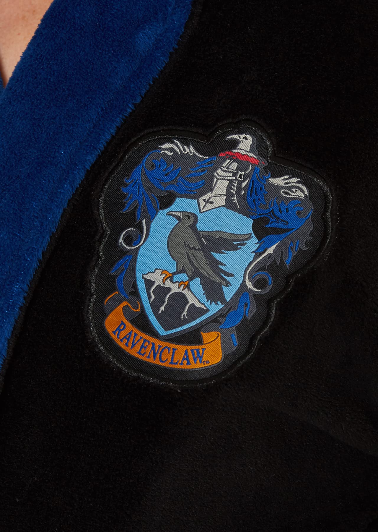 Harry Potter Bademantel Damen - Ravenclaw-Wappen mit Kapuze - weicher Fleece Morgenmantel - HP Geschenke für Damen Frauen Teenager Mädchen Erwachsene