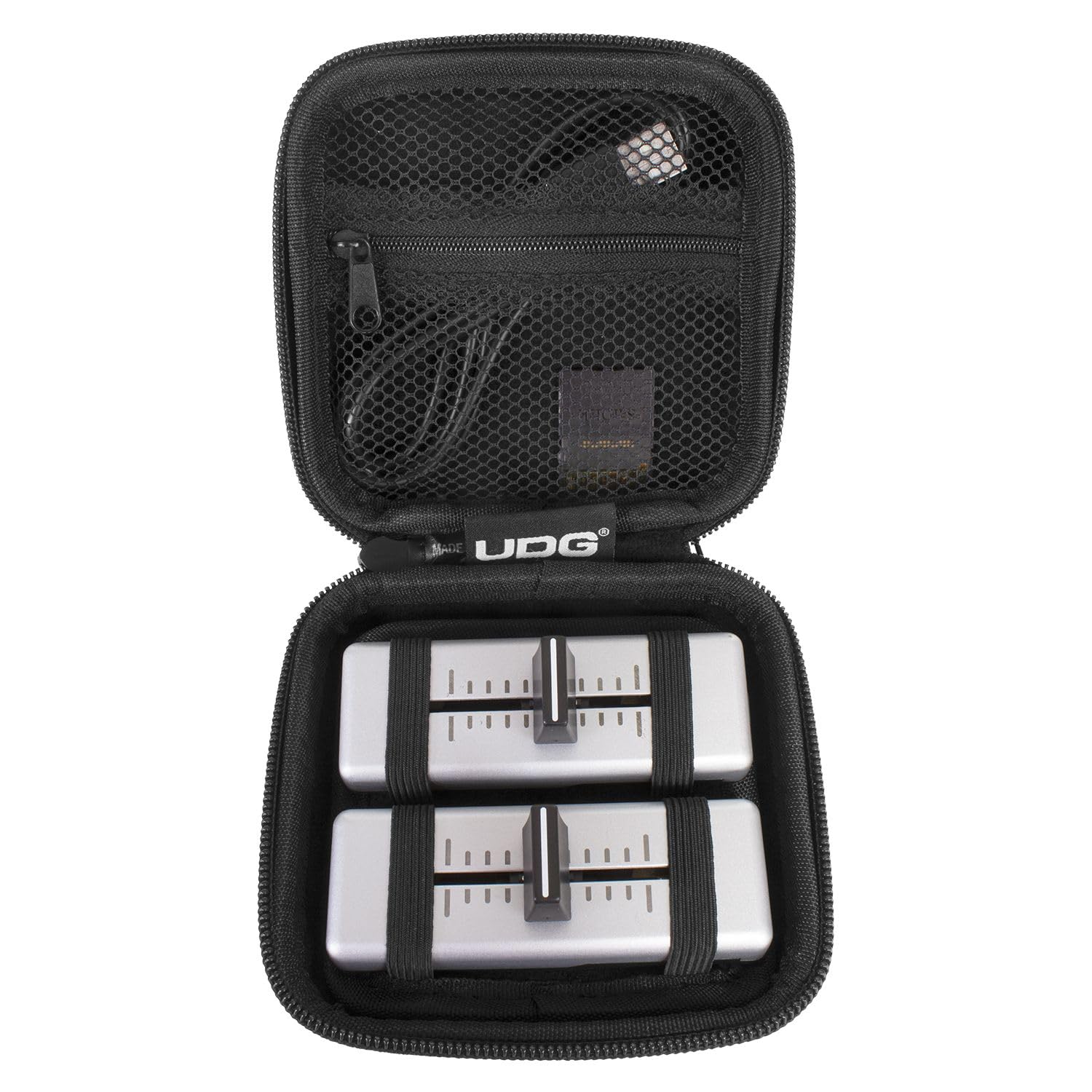 CREATOR. UDG Pokrowiec na sprzęt dj U8472BL - CREATOR PORTABLE FADER HARDCASE MÉDIUM BLACK.