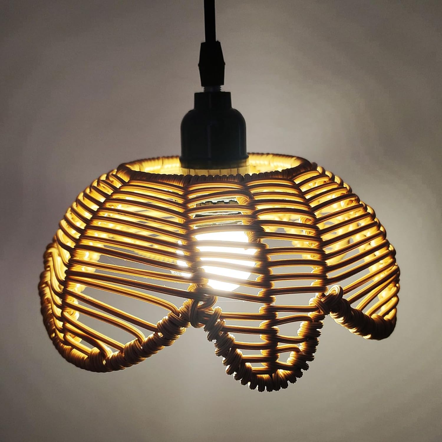 Boho Rattan Lamp Shade, Shuwea 3Pack Lotus Flower Shaped Wicker Woven Lampshades, Replacement Light Covers for Pendant Lights Ceiling Lights Table Lamps Floor Lamps Wall Sconces