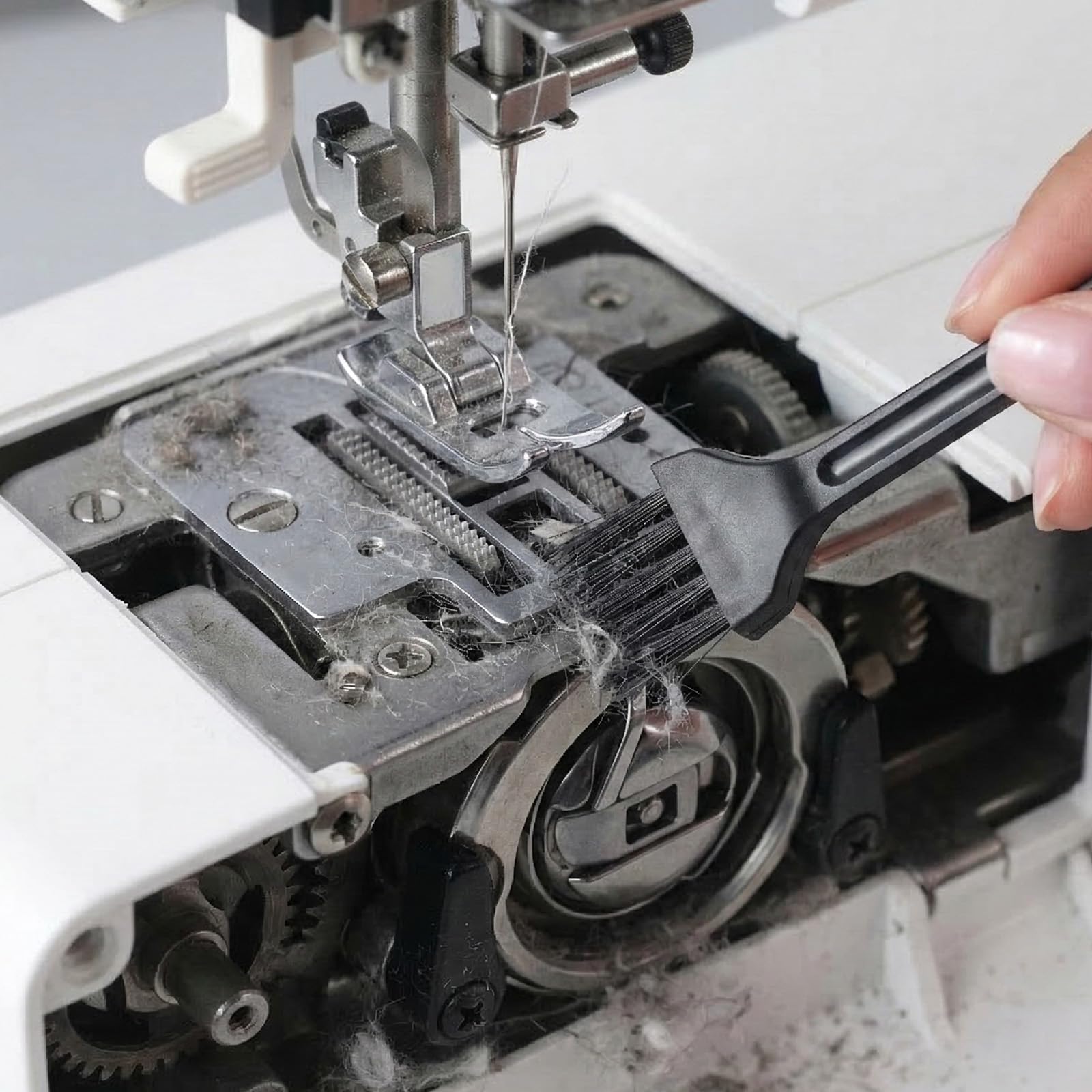 24 spazzole piccole per la pulizia, mini spazzole antistatiche per tastiera, spazzole elettroniche per la pulizia della tastiera del computer, computer portatile, scheda madre, fotocamera, prese