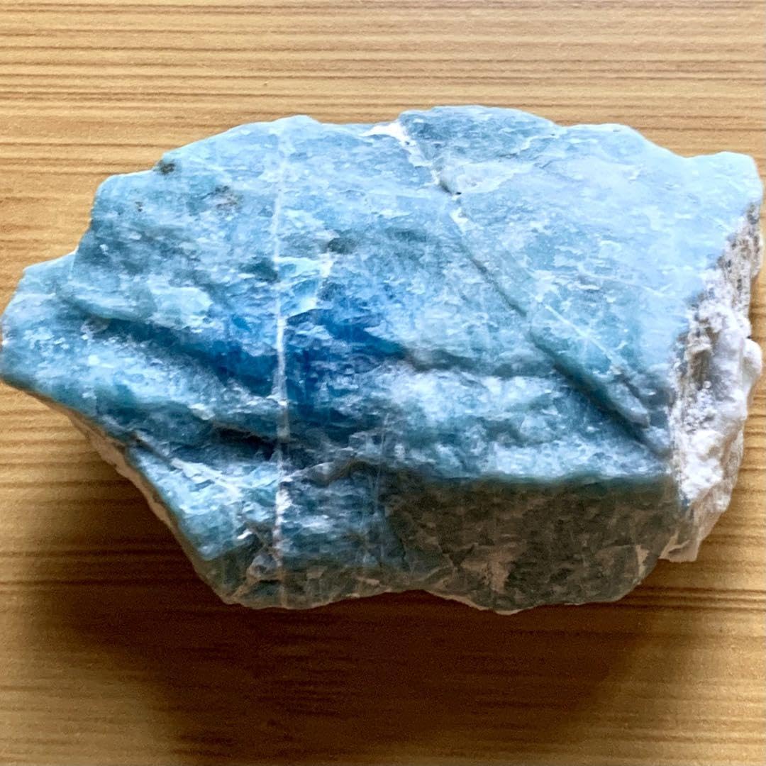 グリーンソーダライト巨大結晶 Amazon | グリーンソーダライト巨大結晶 | 岩石・鉱物 | おもちゃ